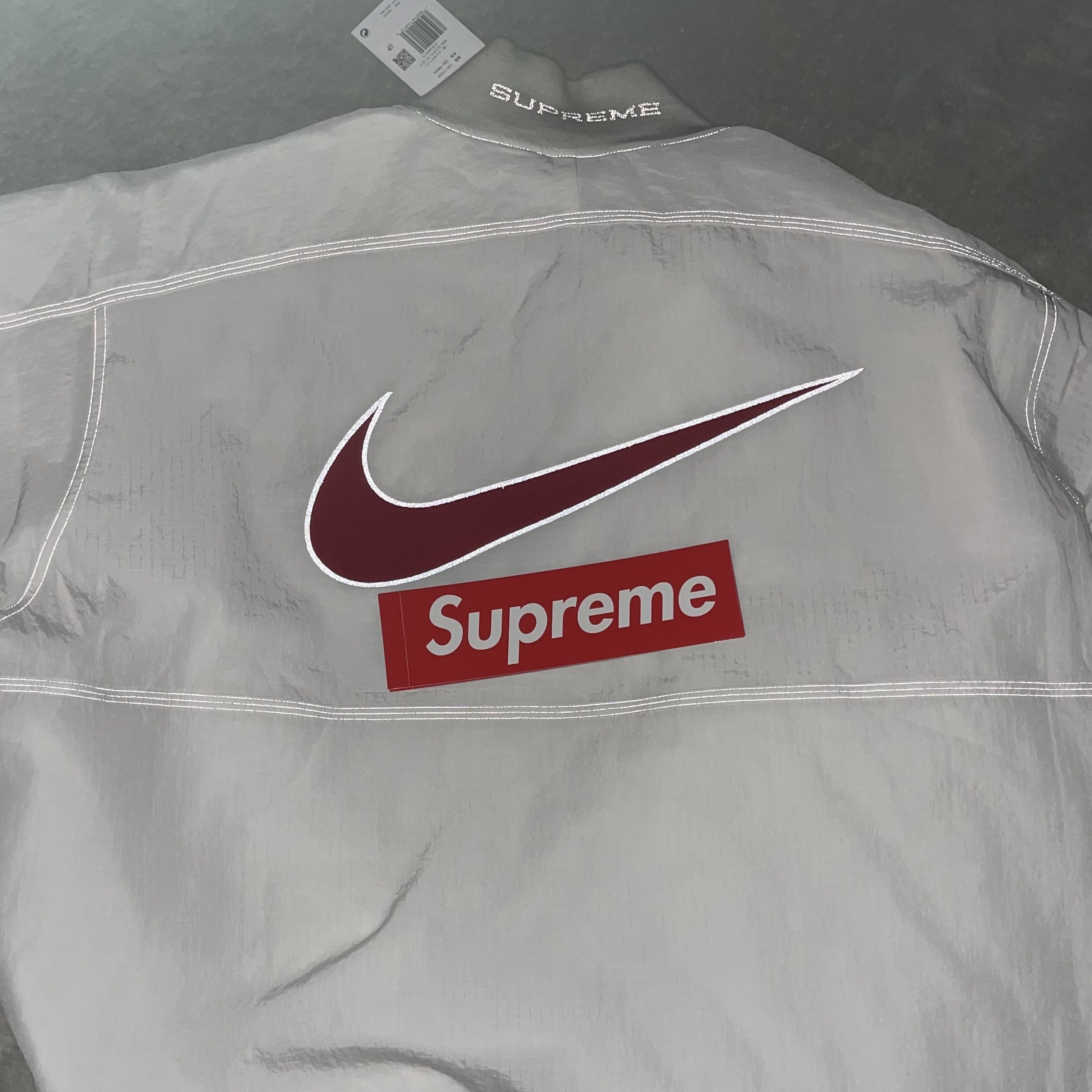 Supreme x Nike Ripstop Pullover White - 24SS 착용 스타일