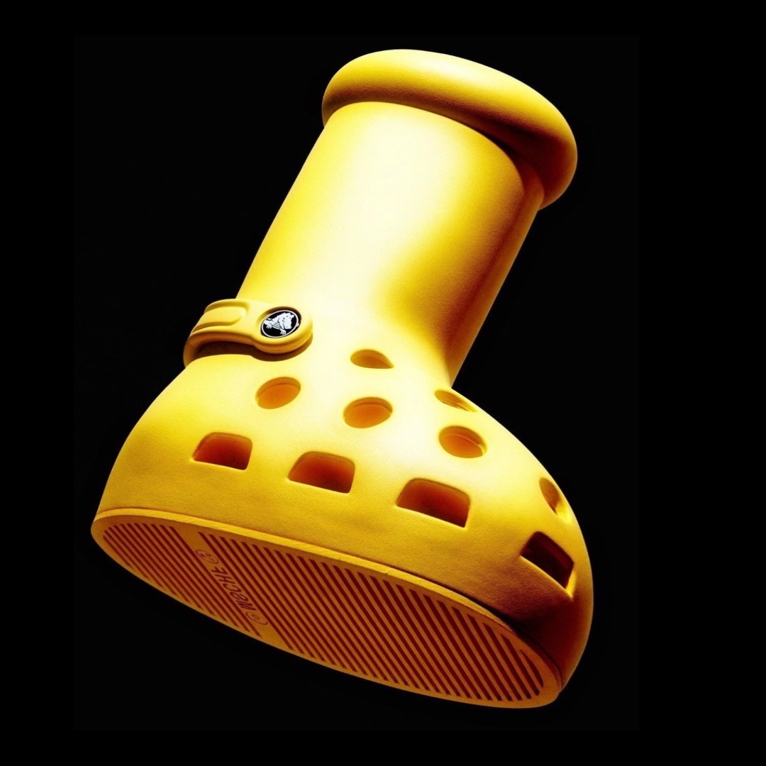 Crocs Classic Clog Black, (W) Crocs x Simone Rocha Quick Trail Low Quartz 착용 스타일 - 4
