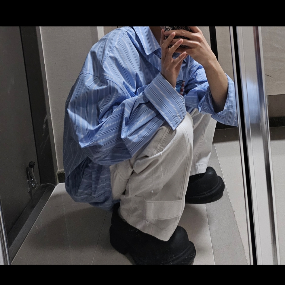 Project G/R Unbalanced Stripe Shirt Sky Blue, Balenciaga Steroid Derby Black 착용 스타일
