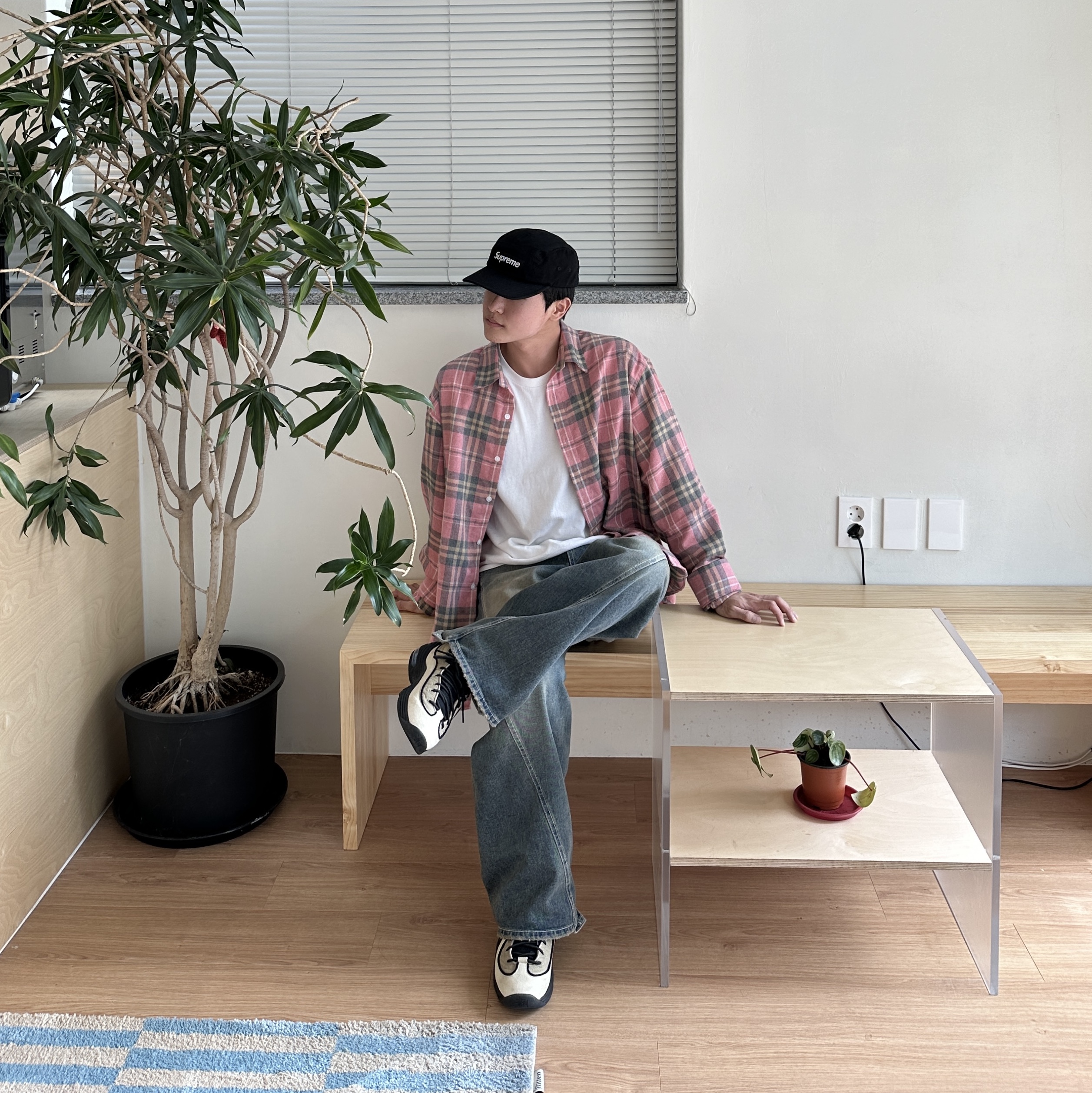 Supreme Washed Chino Twill Camp Cap Black, Nike x Stussy Air Penny II Rattan and Limestone 착용 스타일 - 1