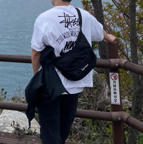 Nike x Stussy T-Shirt White (DV1774-100) 착용 스타일