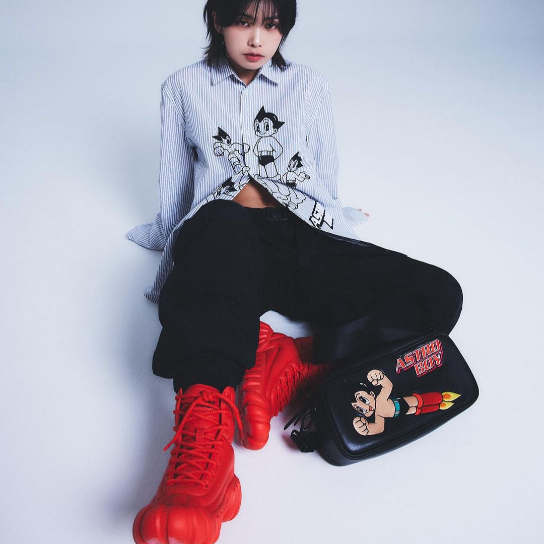 Onitsuka Tiger x Astro Boy Dentigre Puff Boot Fiery Red 착용 스타일 - 2