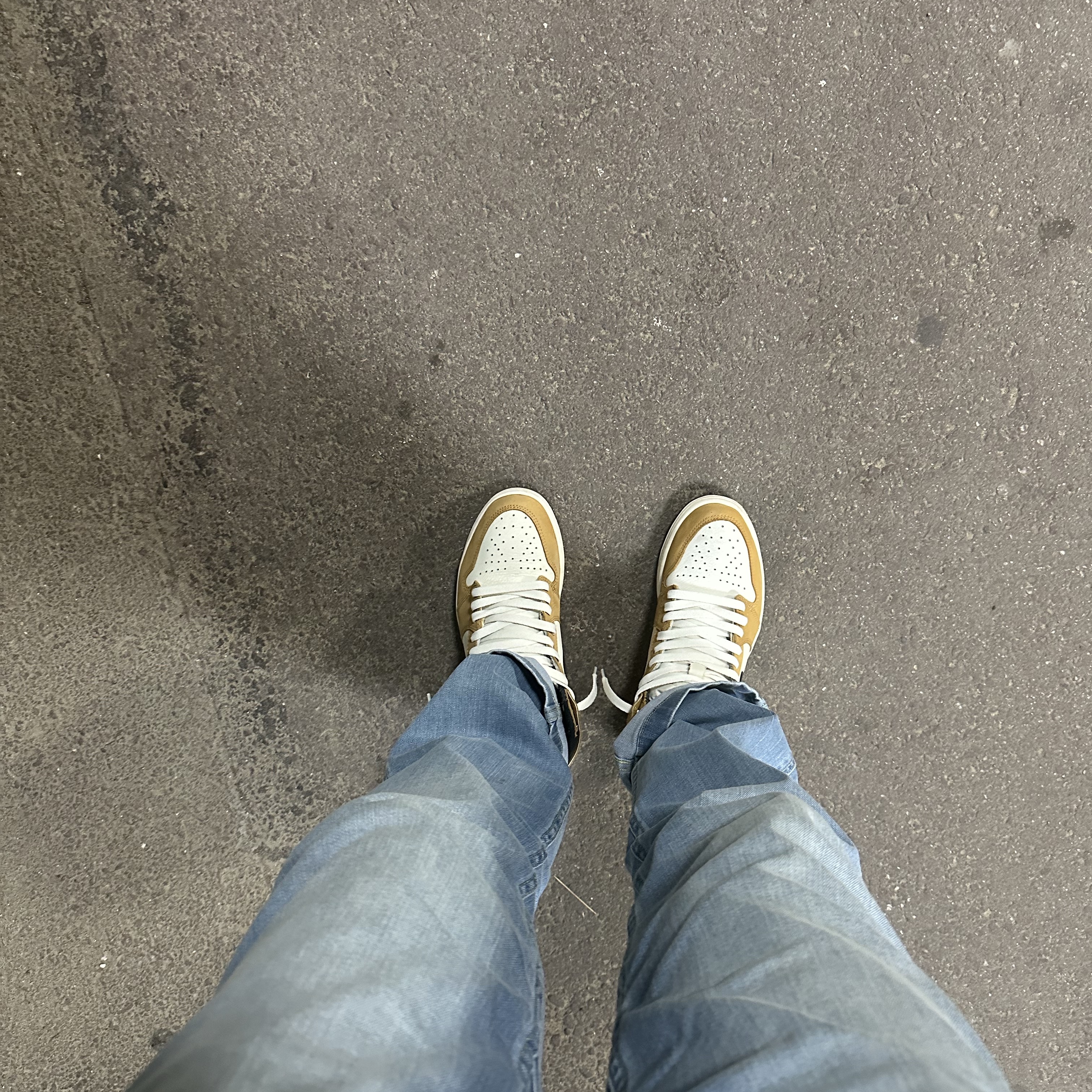 Jordan 1 Retro High Rookie of the Year 착용 스타일