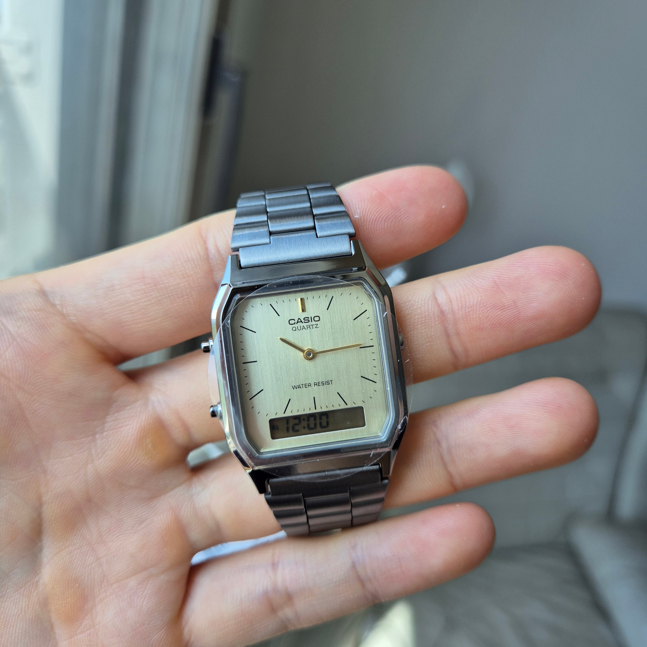 Casio AQ-230GG-9A 착용 스타일