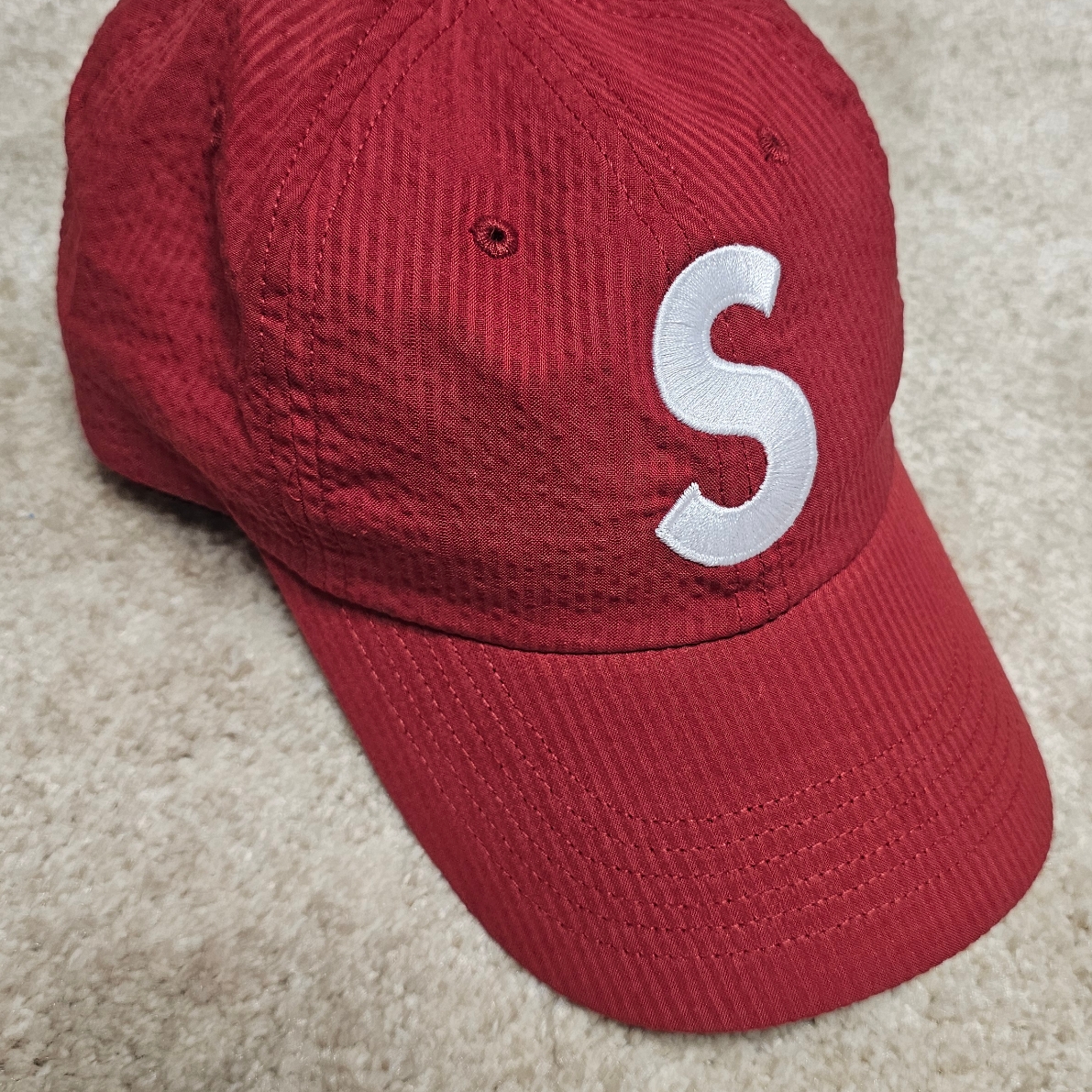 Supreme Seersucker S Logo 6-Panel Red - 24SS 착용 스타일 - 1