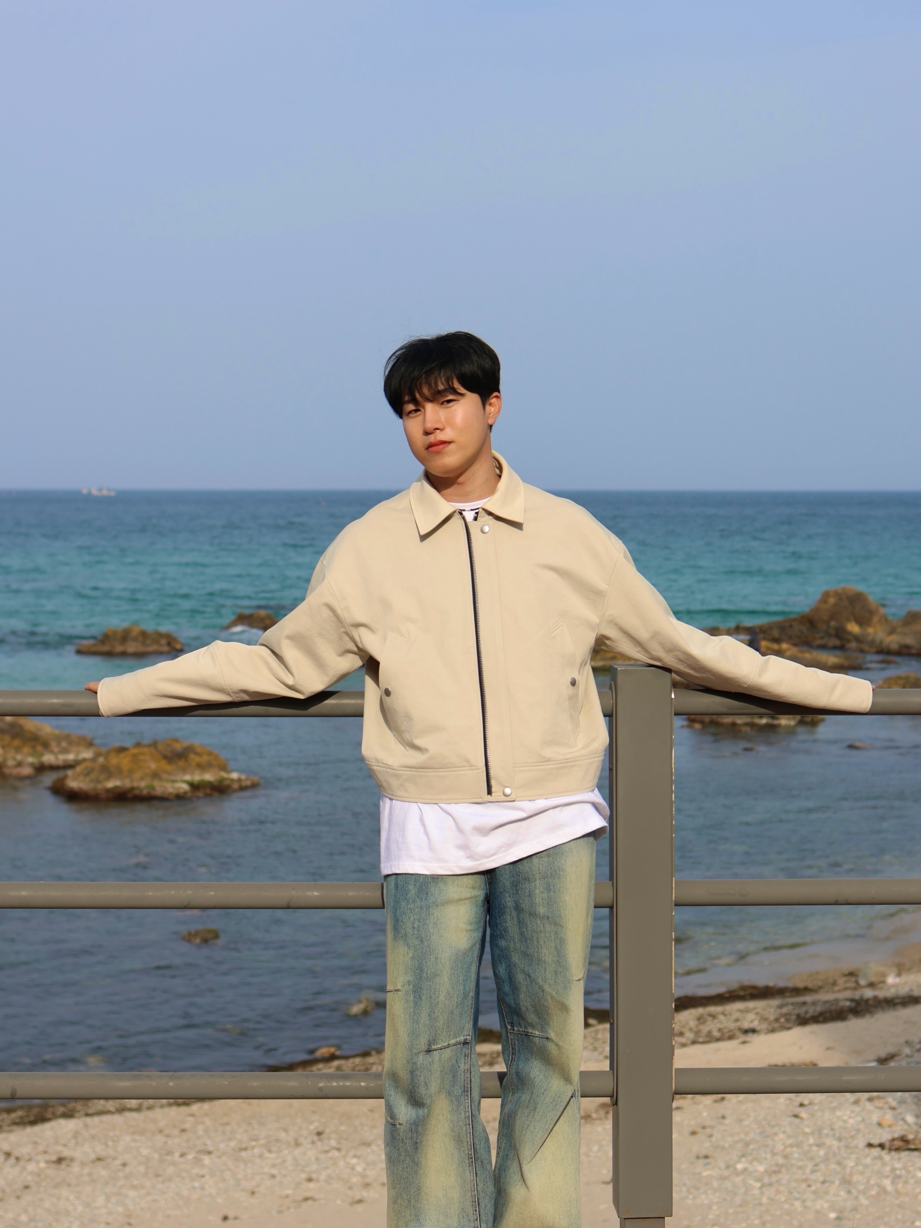 Haleine 3 Stitch Work Crop Jacket Cream Beige 착용 스타일 - 4