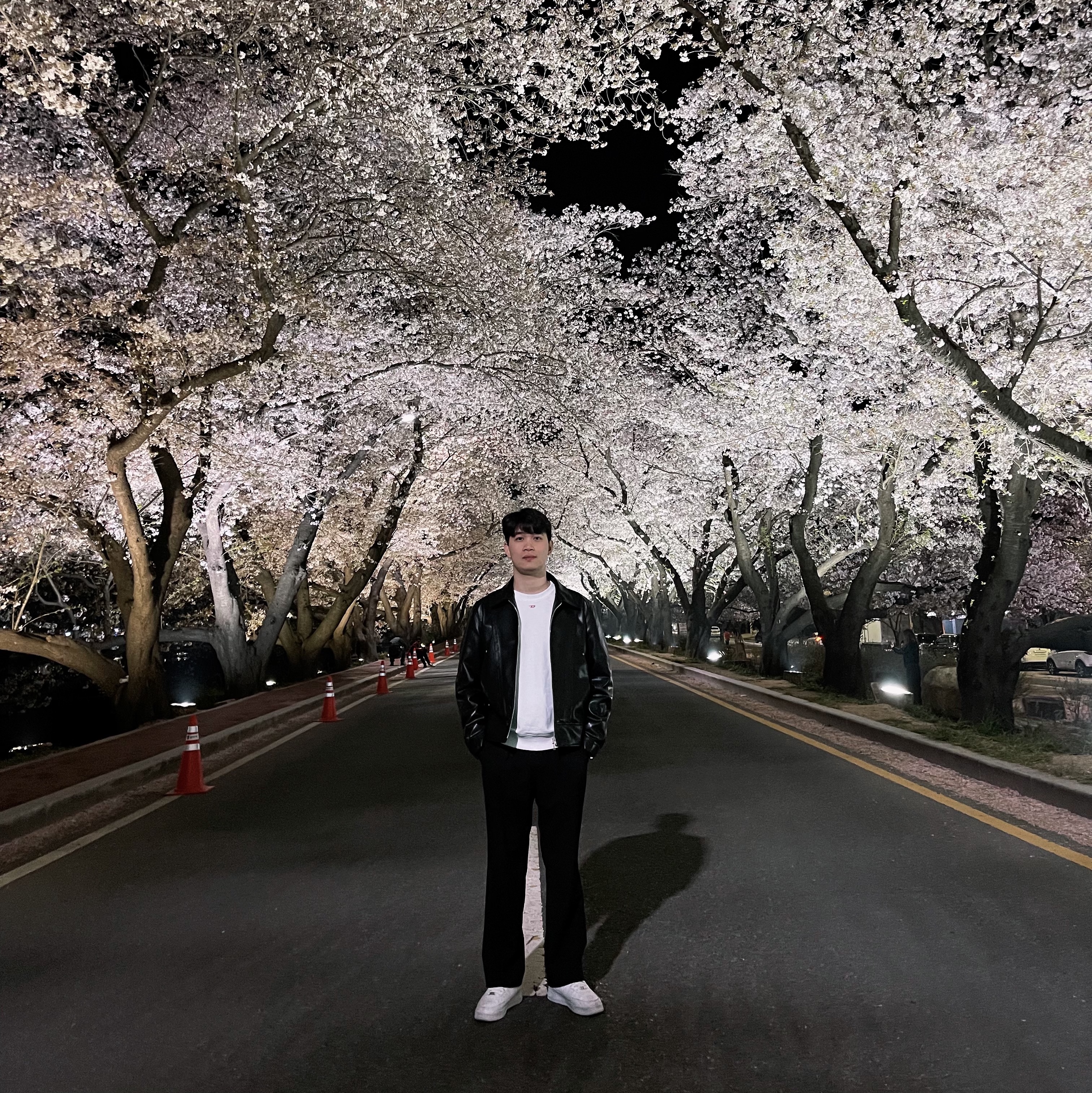 Diesel S-Ginn-D Sweatshirt White, Nike x Drake Nocta Air Force 1 Low SP Certified Lover Boy White 착용 스타일 - 2