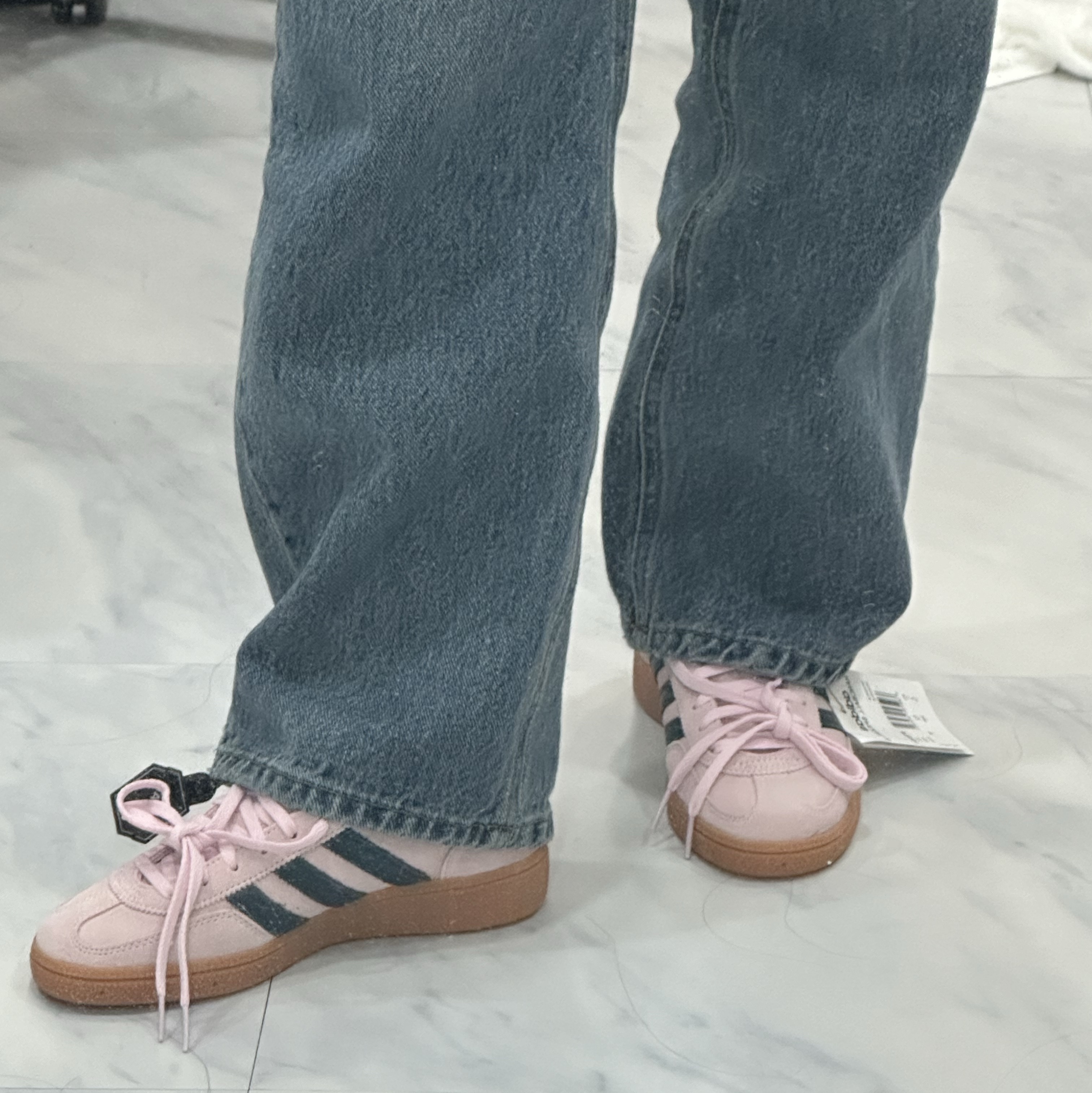 (W) Adidas Spezial Handball Clear Pink 착용 스타일 - 2