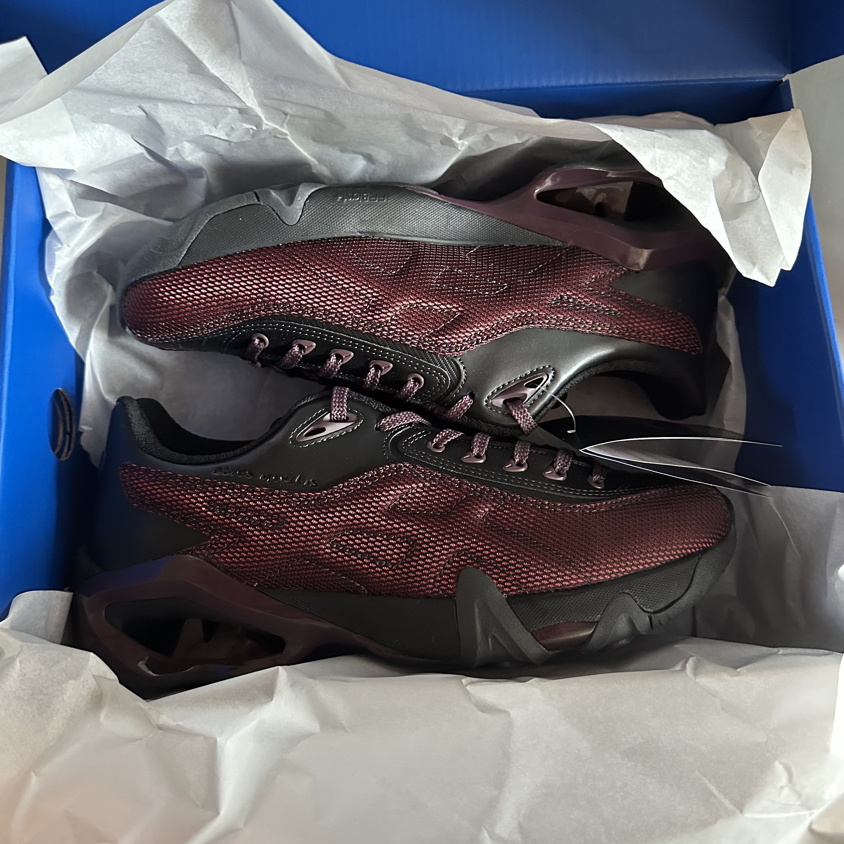 Asics x Kiko Kostadinov Novalis Gel-Teremoa Obsidian Black Dahlia 착용 스타일 - 1