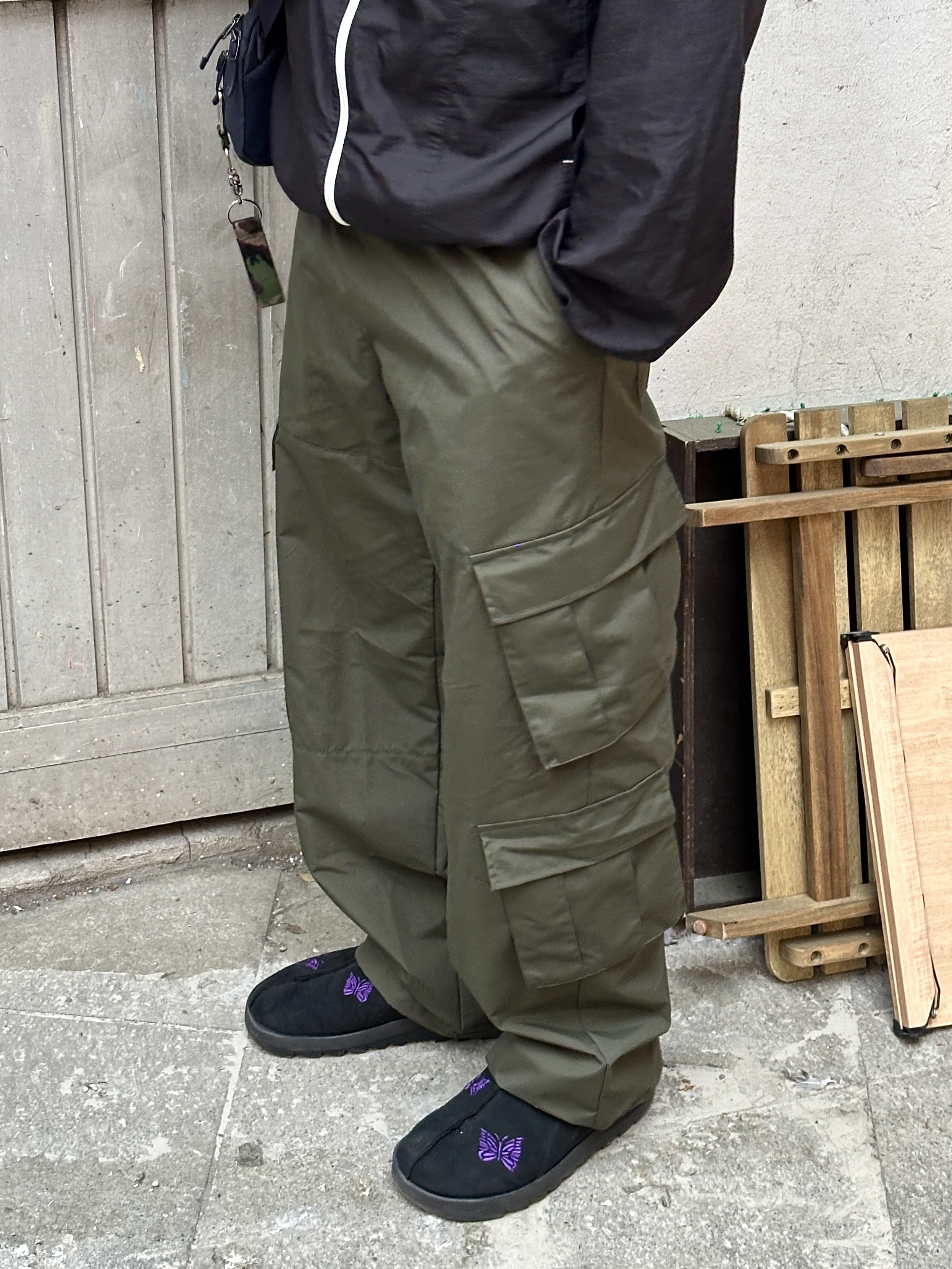 Reebok x Needles Beatnik Moc Core Black Extreme Purple, Arc'teryx Mantis 1 Waistpack Black Sapphire 착용 스타일 - 4