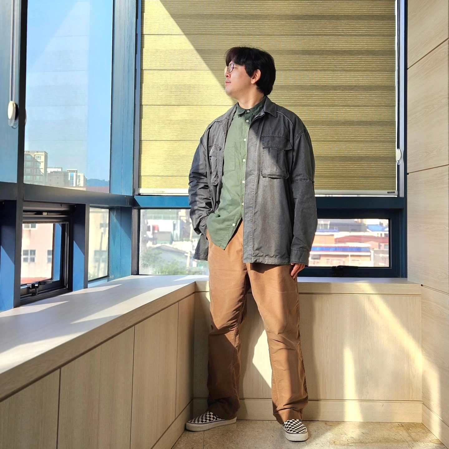 준지 나일론 코치 셔츠 그레이, 반스 슬립온 체커보드 착용 스타일 - 1