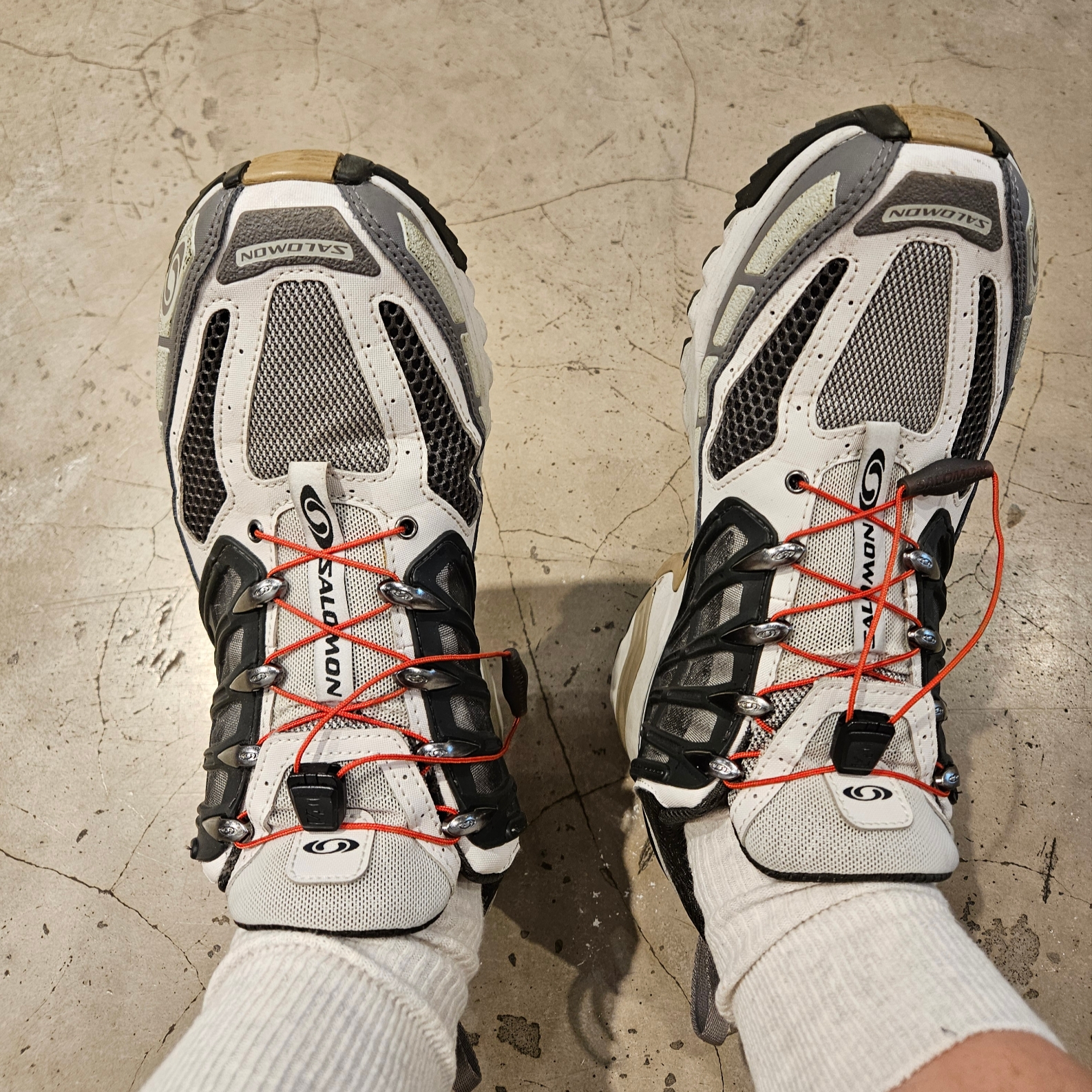 Salomon ACS Pro Beluga Vintage Khaki 착용 스타일