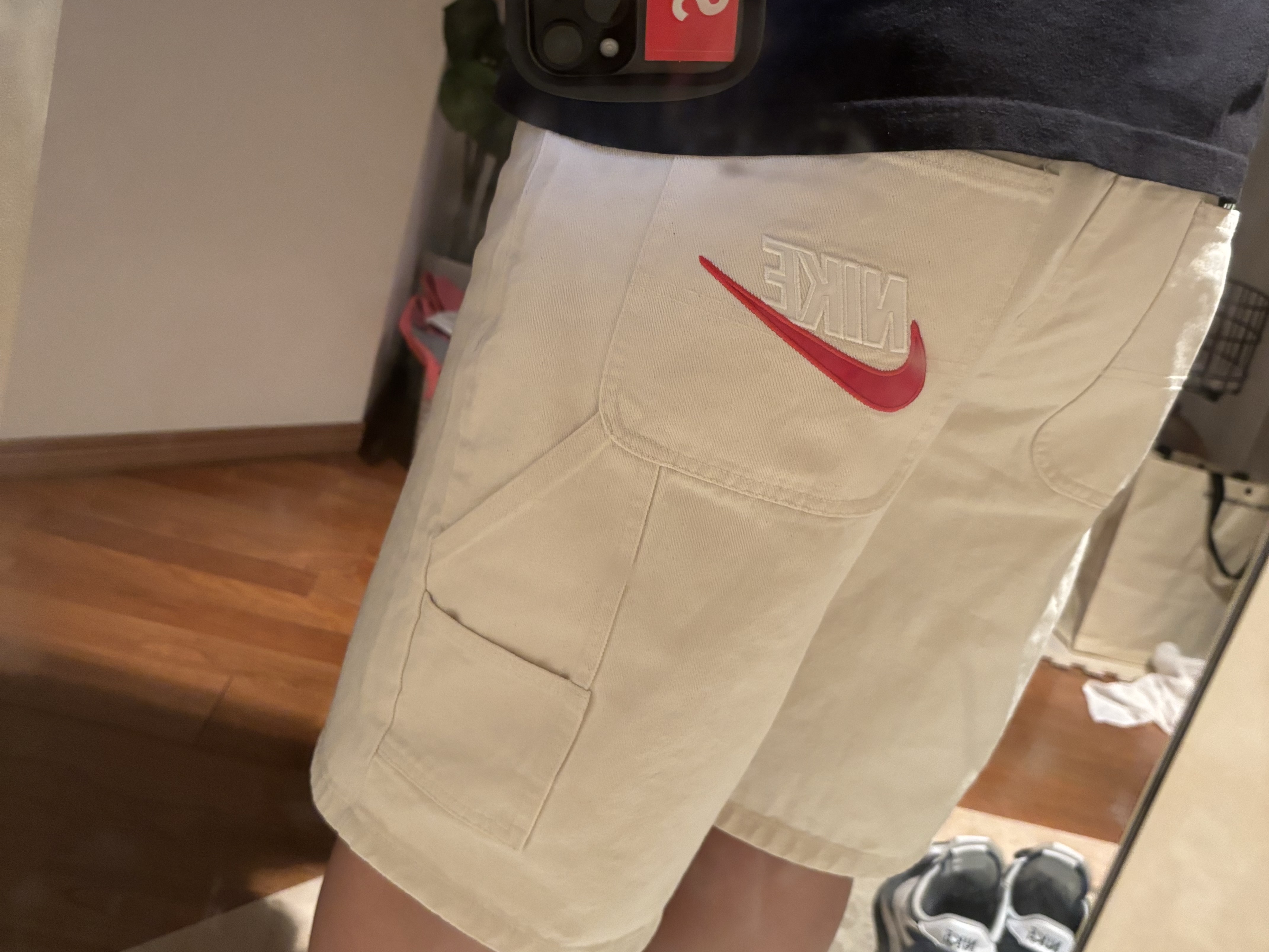 Supreme x Nike Denim Short Natural - 24SS, Nike x Sacai x Fragment LDWaffle Blackened Blue 착용 스타일 - 2