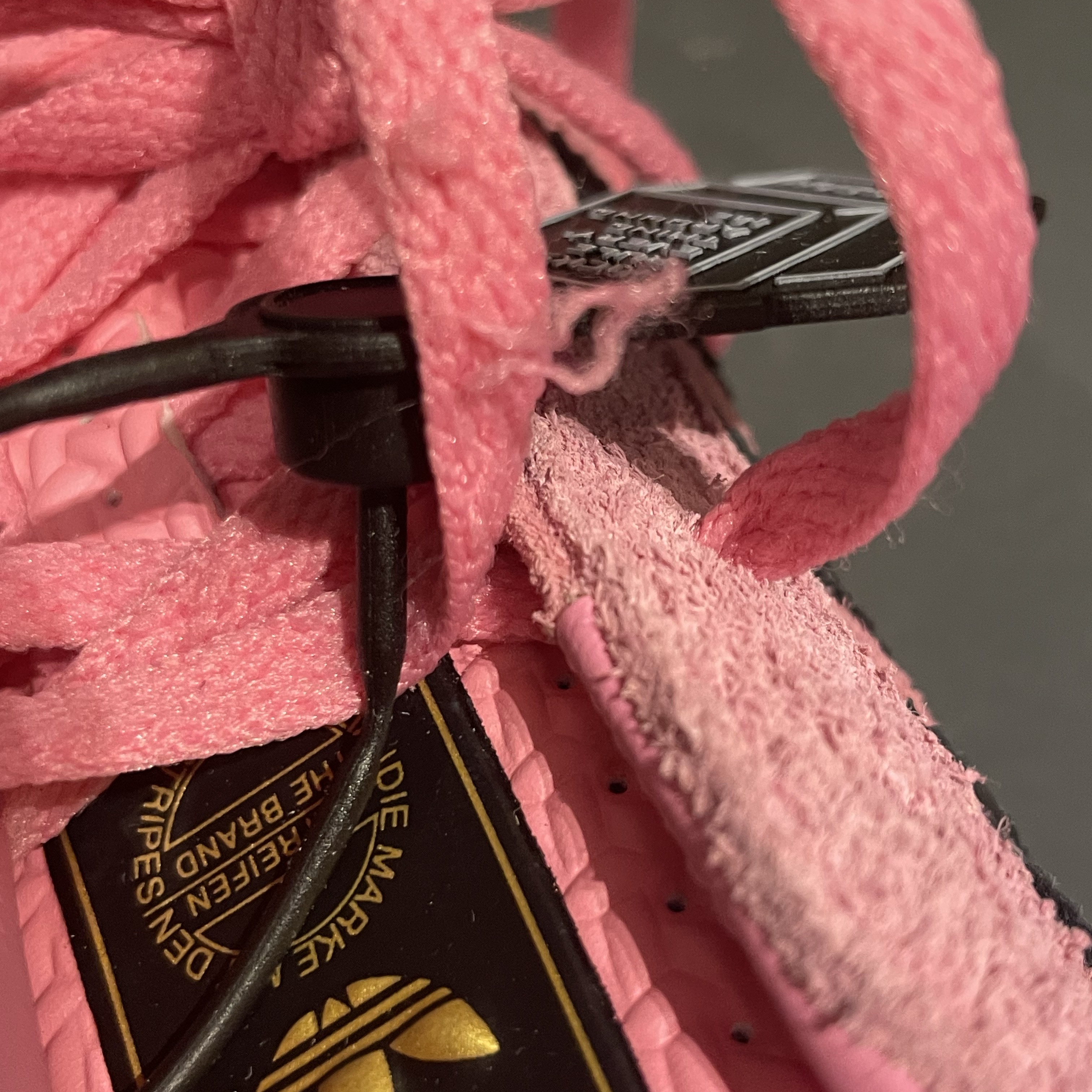 (W) Adidas Gazelle Indoor Bliss Pink 착용 스타일
