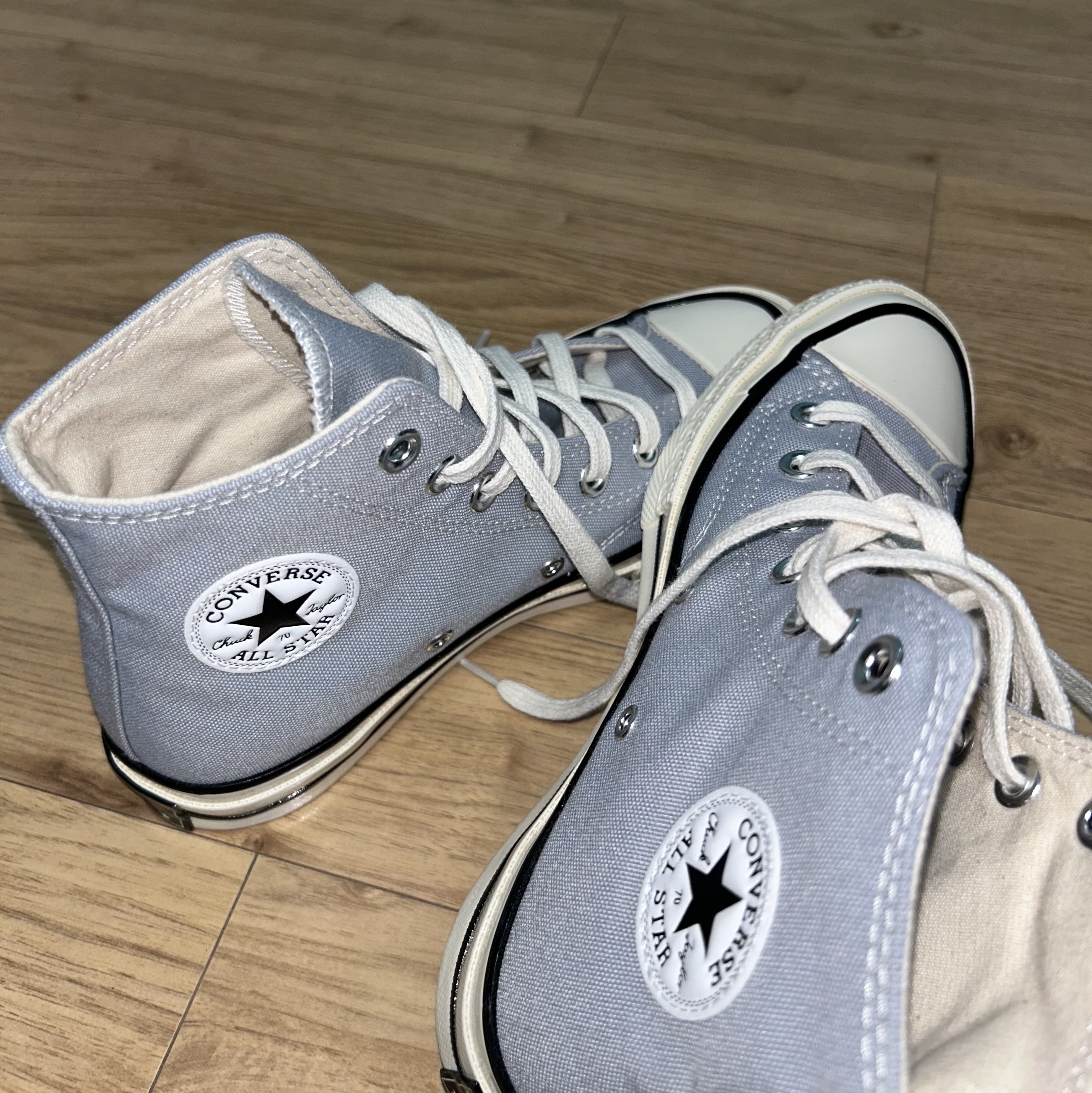 Converse Chuck 70 High Vintage Canvas Wolf Grey 착용 스타일 - 1
