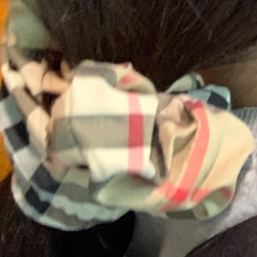 (Kids) Burberry Vintage Check Cotton Scrunchie Archive Beige 착용 스타일