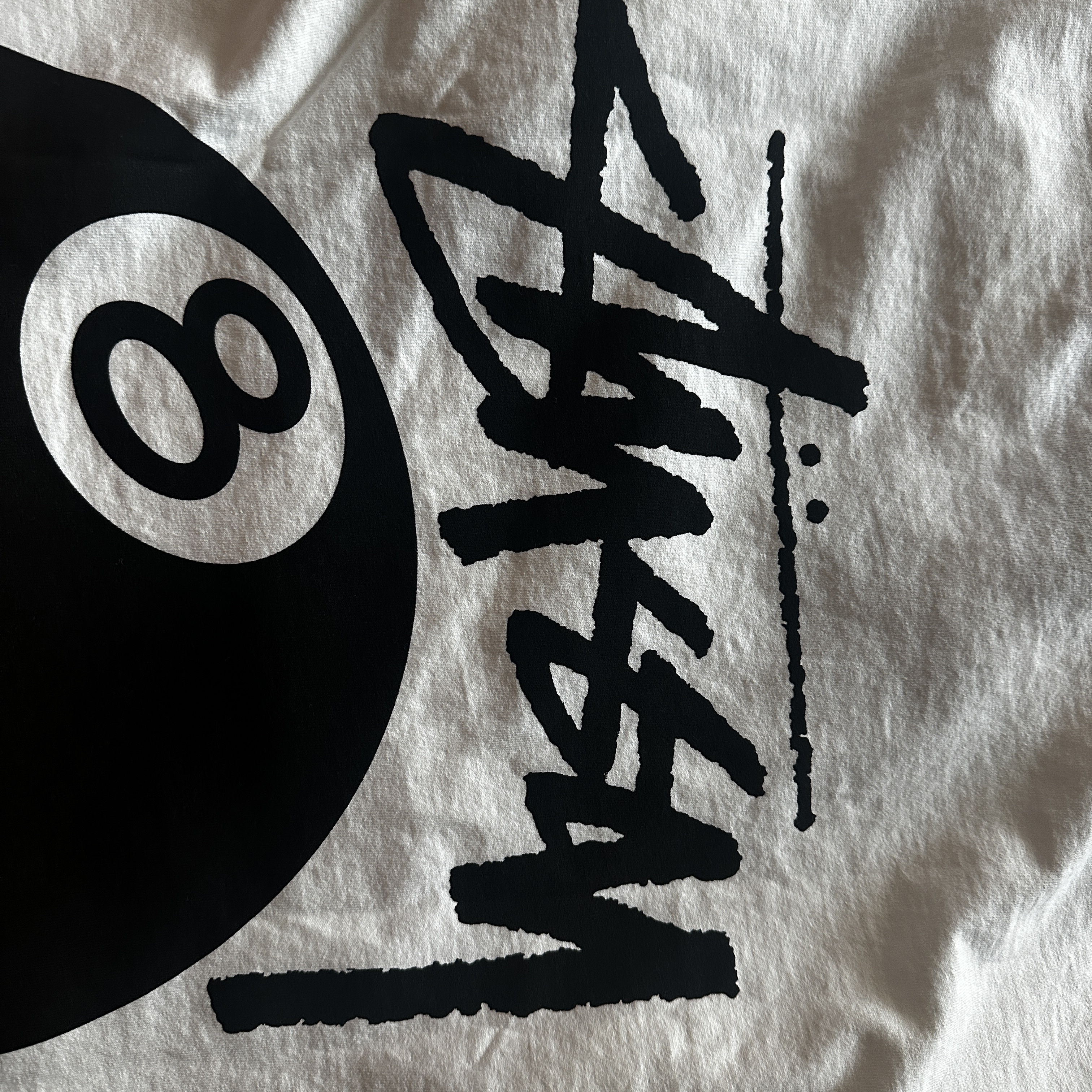 Stussy 8 Ball Pigment Dyed T-Shirt Natural 착용 스타일
