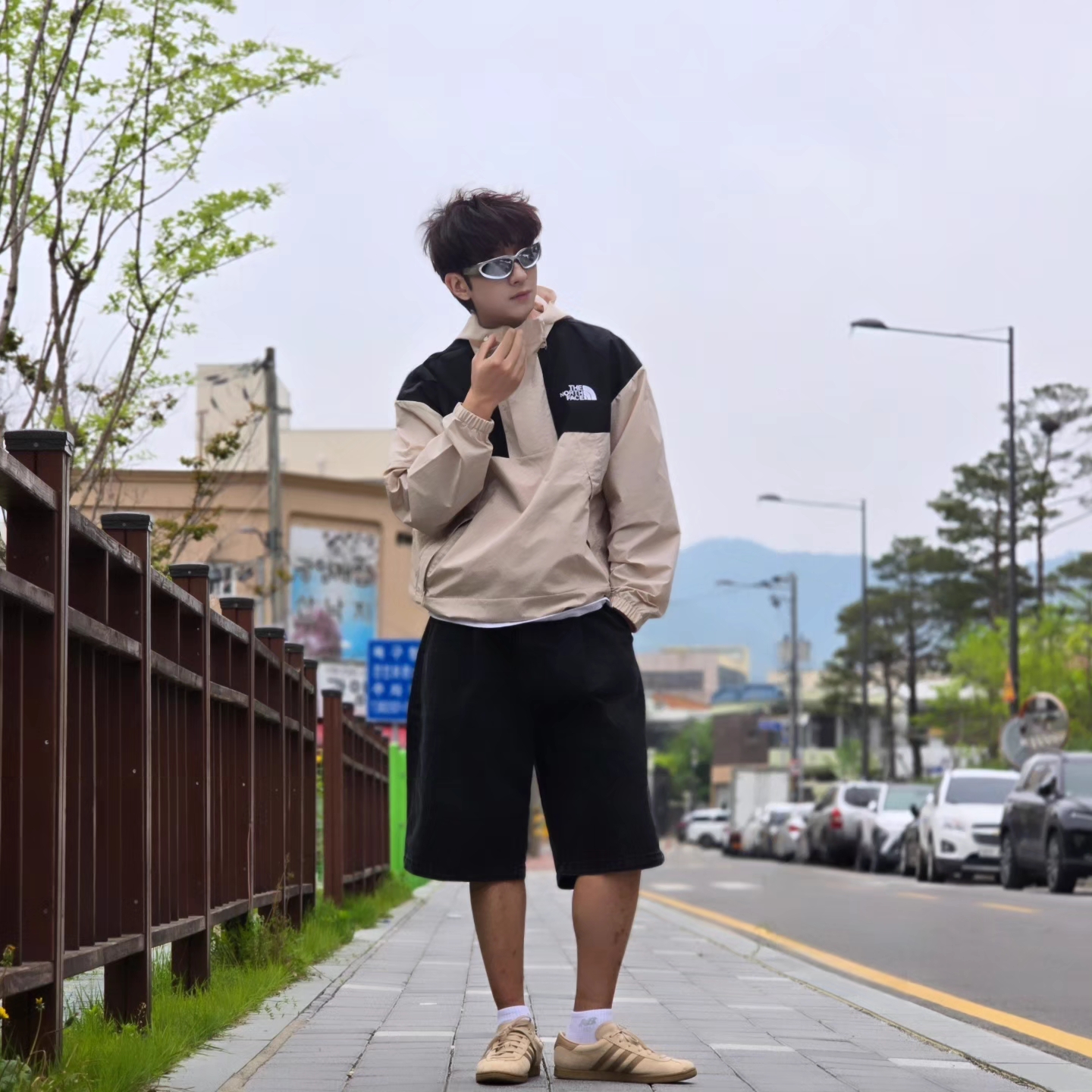 The North Face White Label Hi Mountain Anorak Light Beige, Adidas Stadt Magic Beige 착용 스타일 - 5