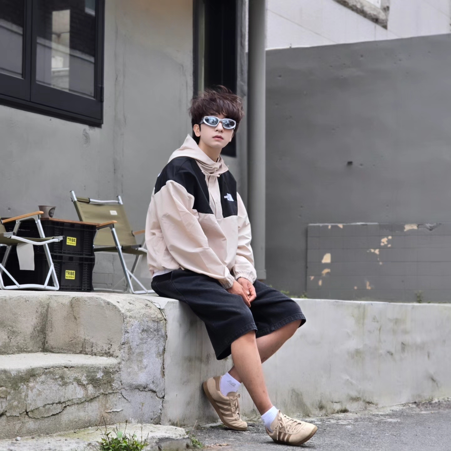 The North Face White Label Hi Mountain Anorak Light Beige, Adidas Stadt Magic Beige 착용 스타일 - 2