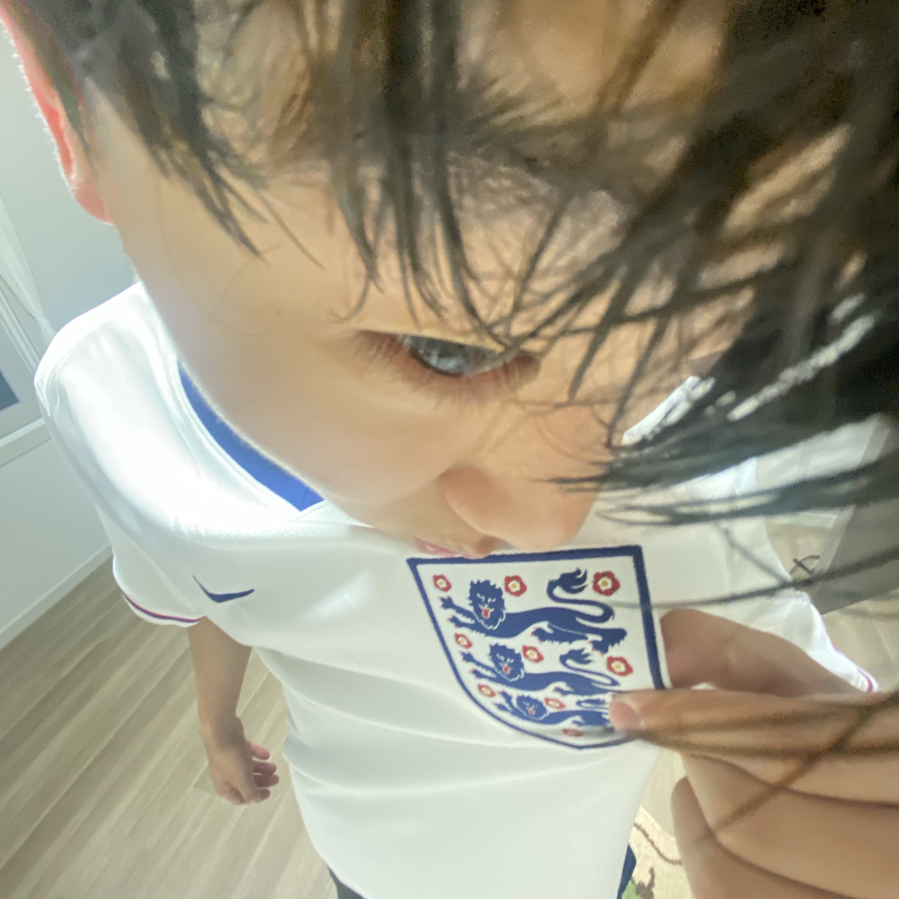 Nike England 2024/25 Dri-Fit Stadium Home Replica Jersey White Blue Void (Non Marking Ver.) 착용 스타일