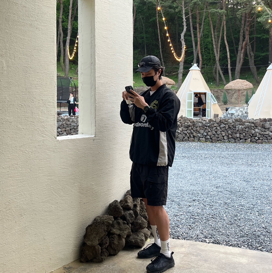 Keen Jasper Rocks SP Sneakers Black 착용 스타일