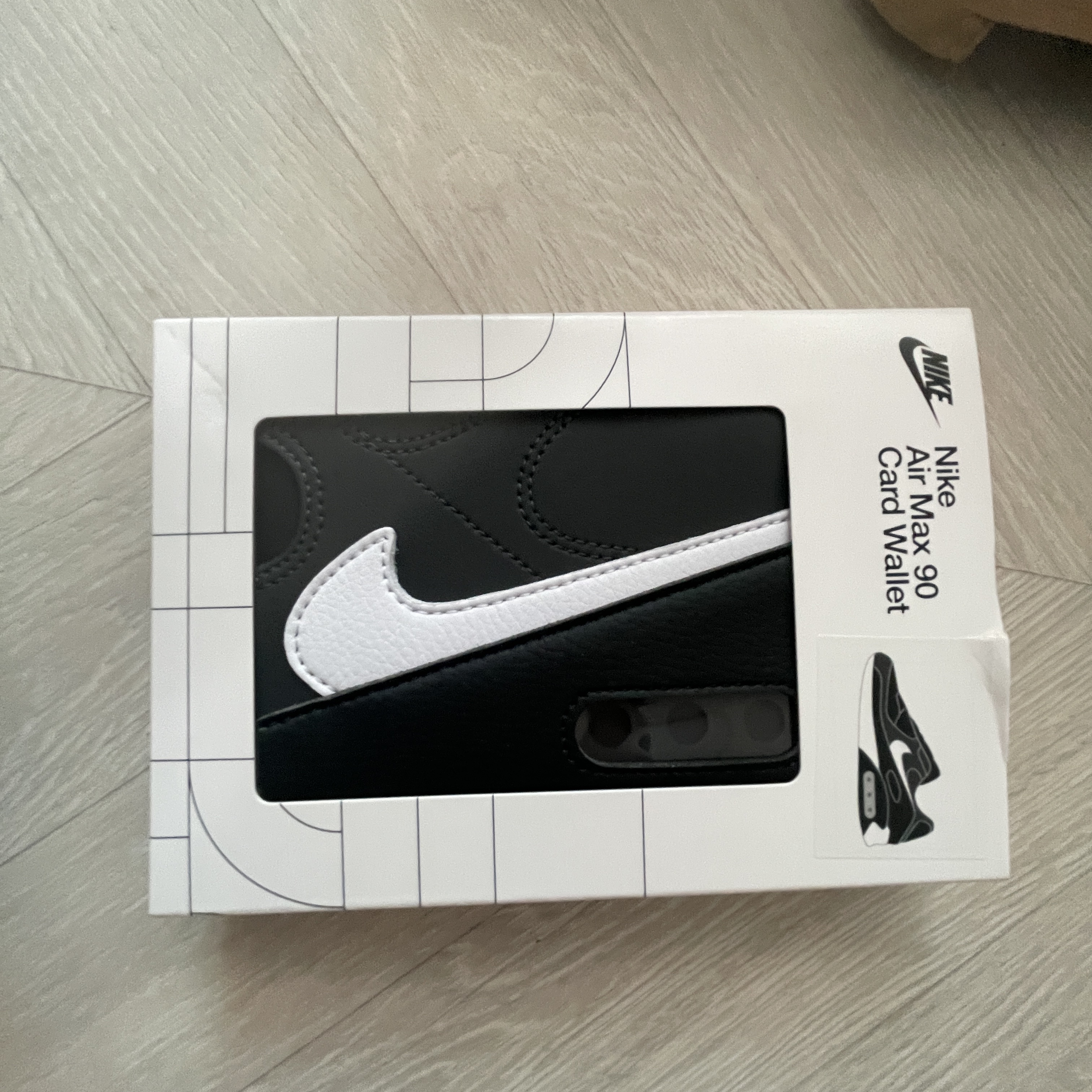 Nike Icon Air Max 90 Card Wallet Black 착용 스타일