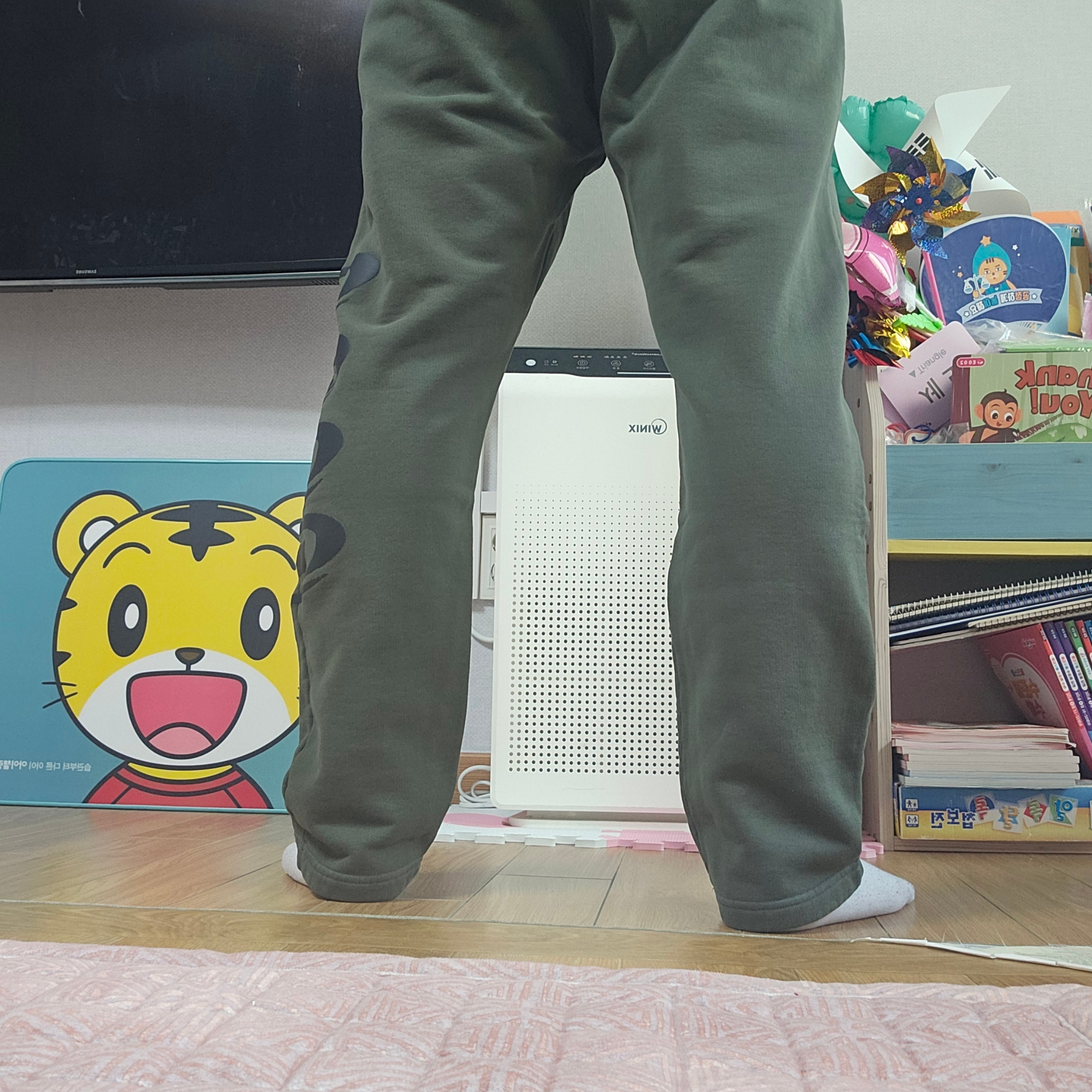 Jordan x Travis Scott Fleece Pants Cargo Khaki (DZ5508-325) 착용 스타일 - 6