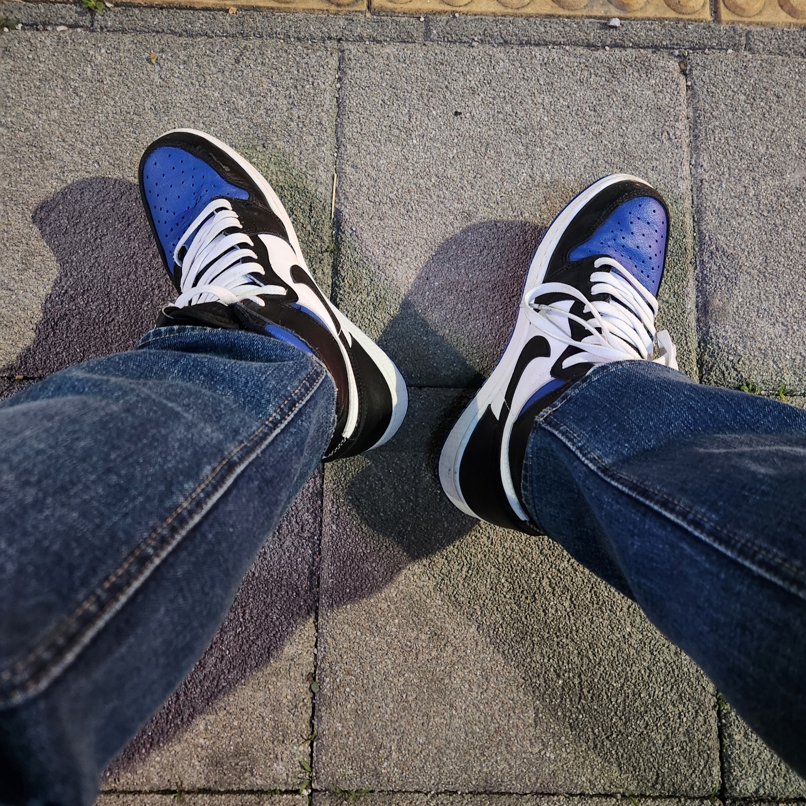 Jordan 1 Retro High OG Royal Toe 착용 스타일