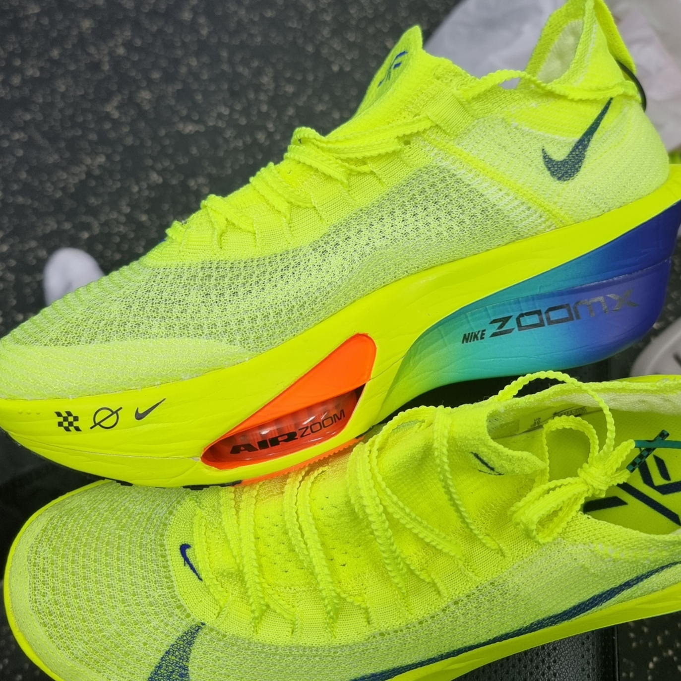 Nike Air Zoom Alphafly Next% 3 Volt 착용 스타일
