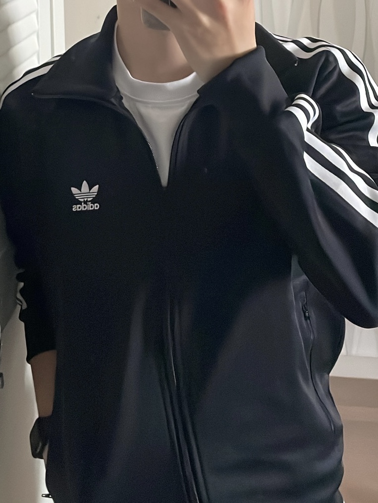 Adidas Adicolor Classic Beckenbauer Track Top Black - KR Sizing, Apple Watch SE 40mm GPS Space Gray Aluminum Case with Sport Band Midnight (Korean Ver.) 착용 스타일