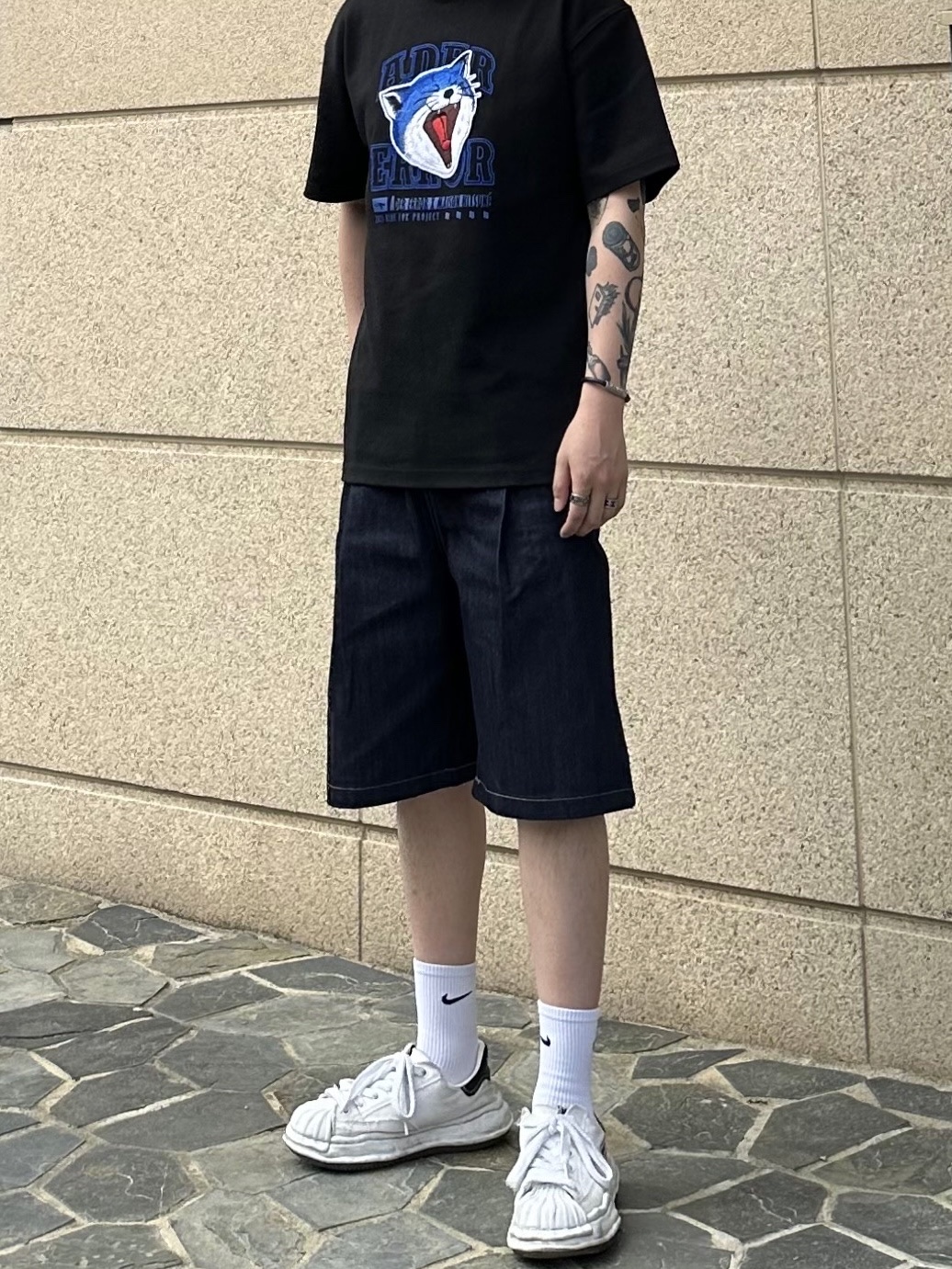 Maison Mihara Yasuhiro Blakey OG Sole Canvas Low-top Sneakers White 착용 스타일 - 2