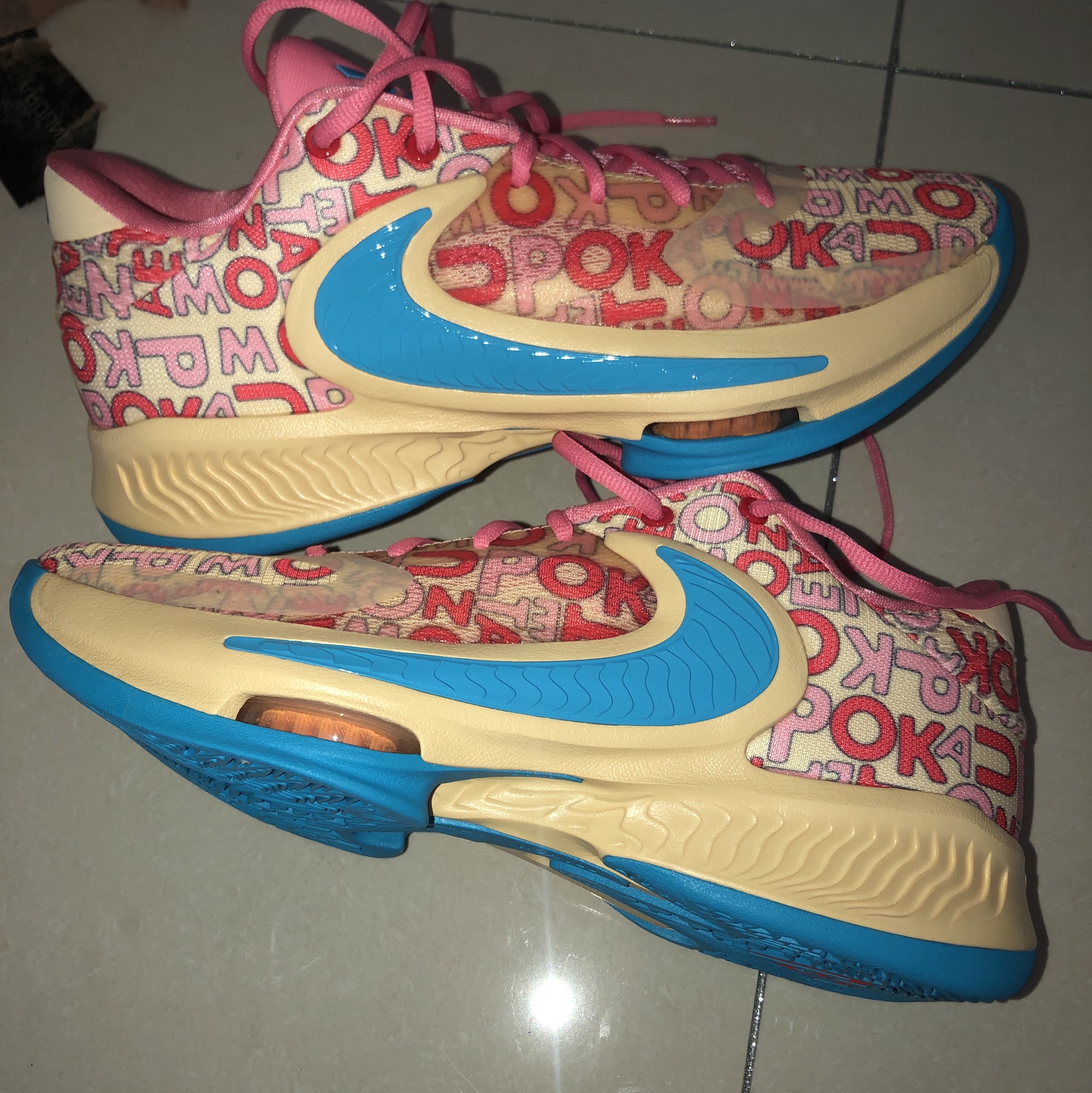 Nike Zoom Freak 4 Pale Vanilla Coral Chalk 착용 스타일