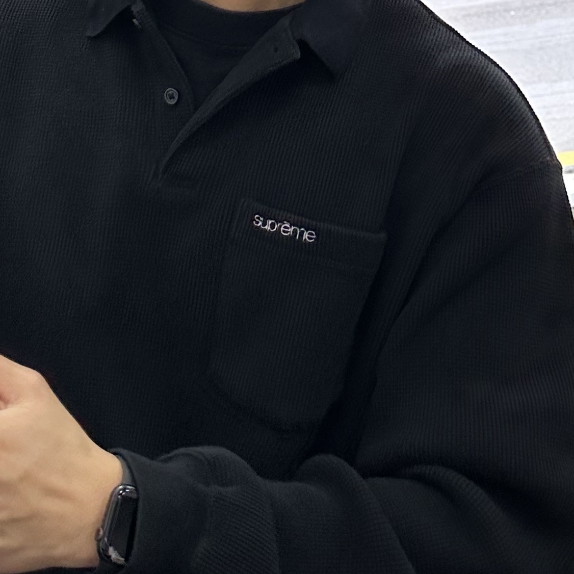 Supreme Thermal L/S Polo Black - 23FW 착용 스타일