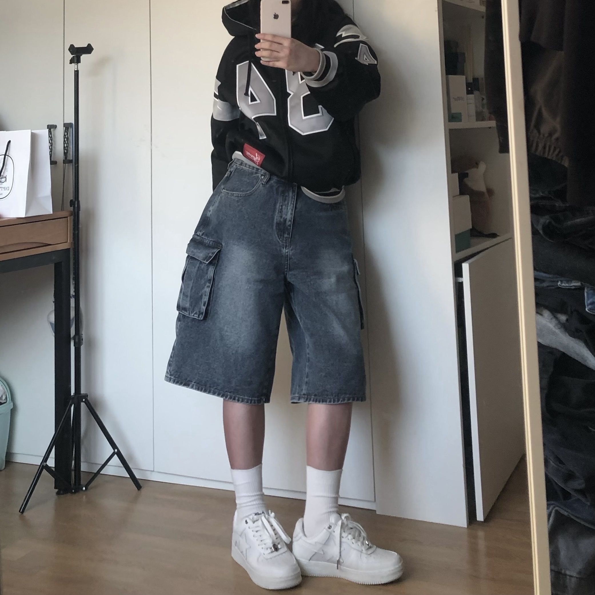 Supreme Football Zip Up Hooded Sweatshirt Black - 24SS 착용 스타일