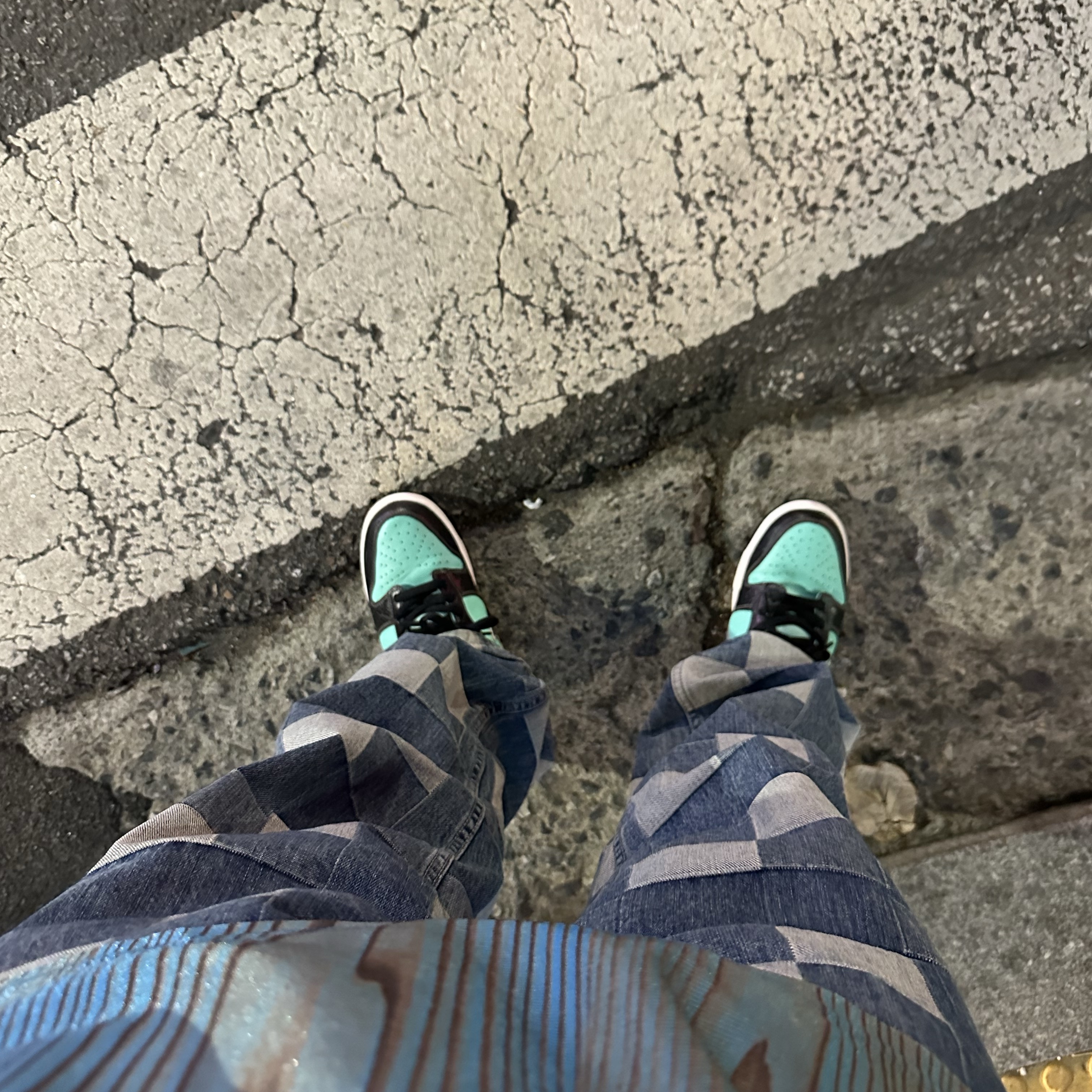 Nike x Diamond Supply Co. SB Dunk Low Tiffany, Supreme Patched Denim Painter Pants Blue - 21SS 착용 스타일