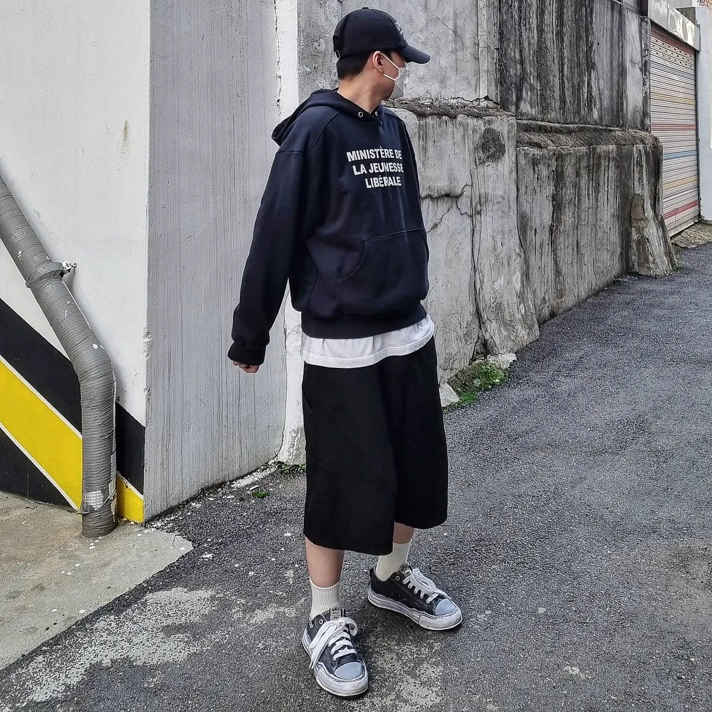 Maison Mihara Yasuhiro x Nigel Cabourn Low Cut Overdyed Sneakers Black 착용 스타일 - 1