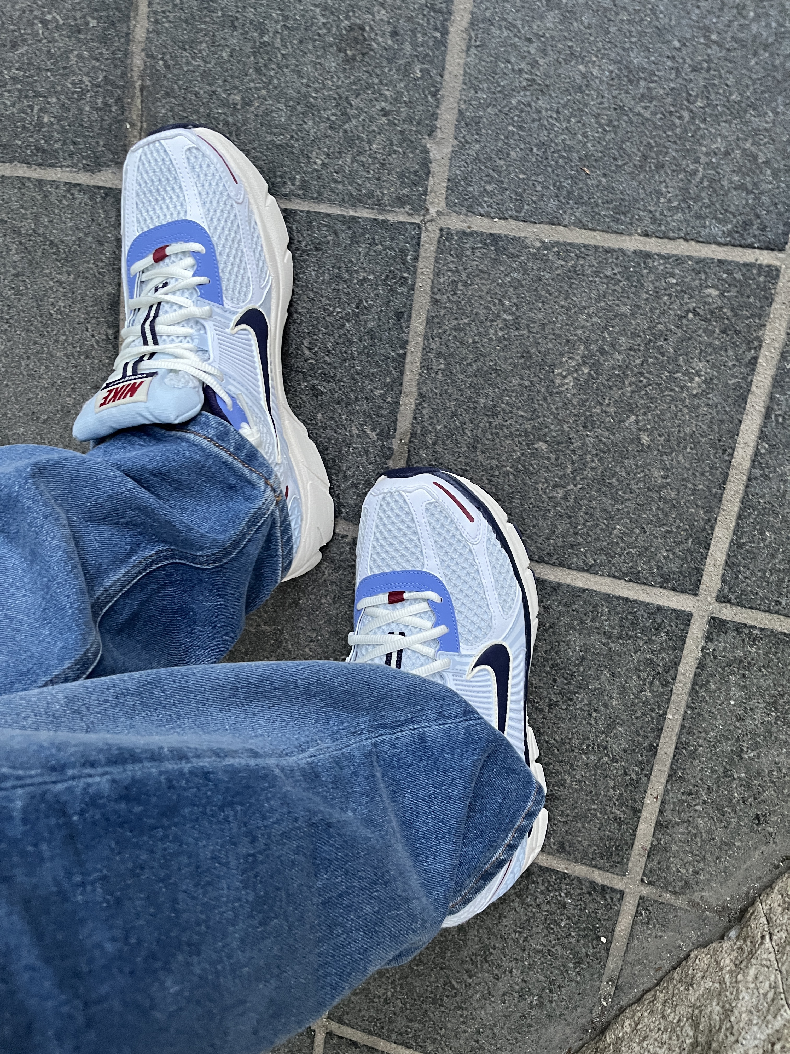(W) Nike Zoom Vomero 5 Blue Tint Purple Ink 착용 스타일 - 2