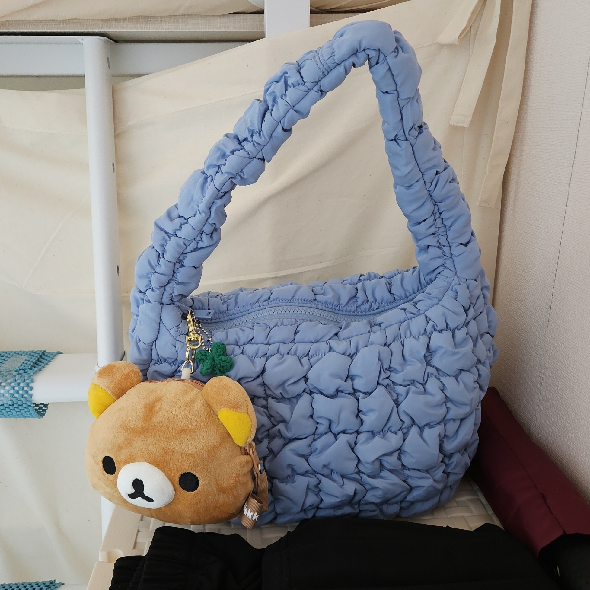 COS Quilted Mini Bag Light Blue 착용 스타일