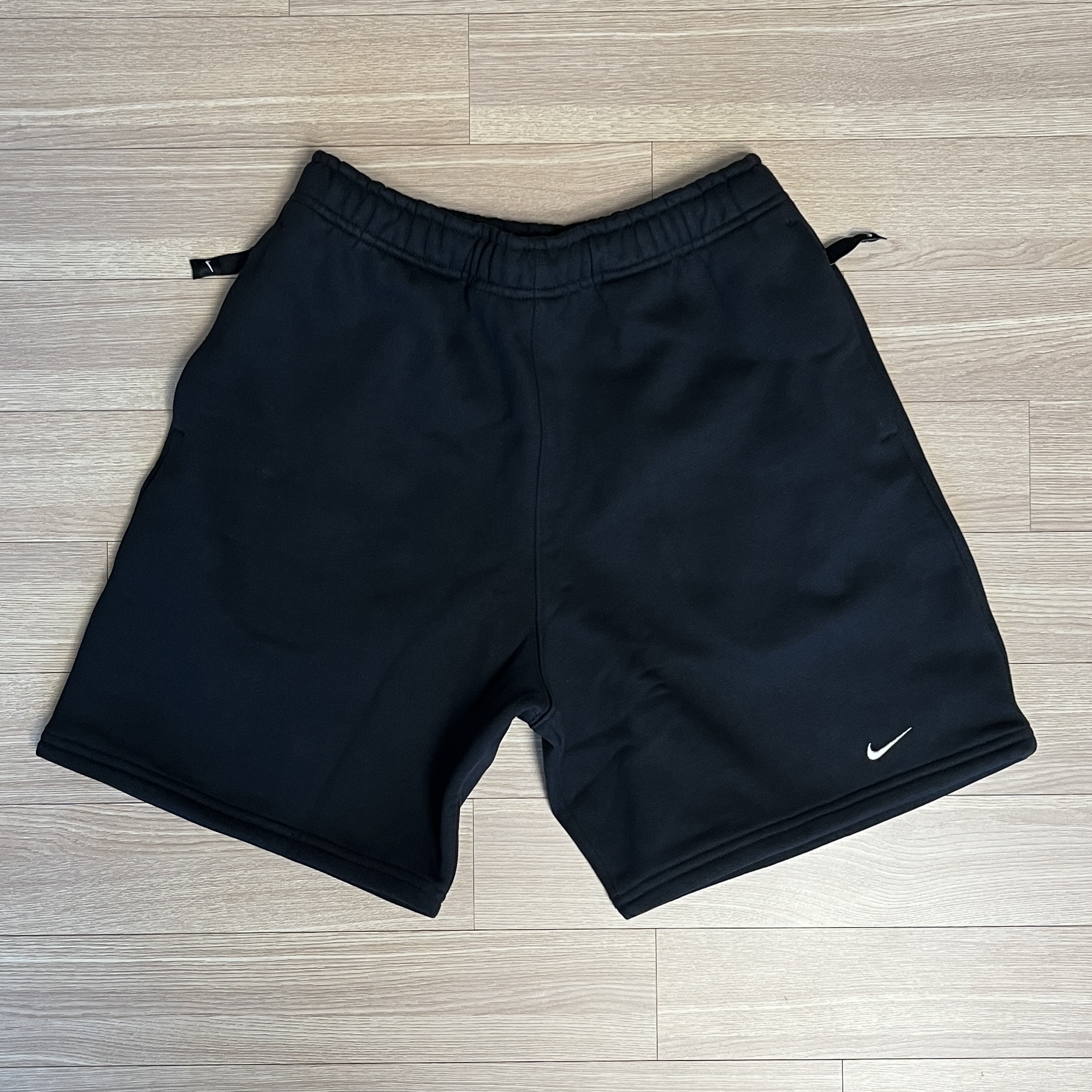 Nike NRG Solo Swoosh Fleece Shorts Black - Asia 착용 스타일