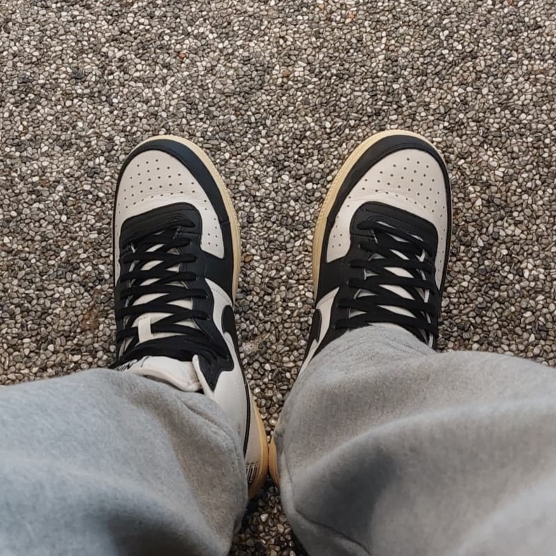 Nike Terminator High Black and Phantom 착용 스타일