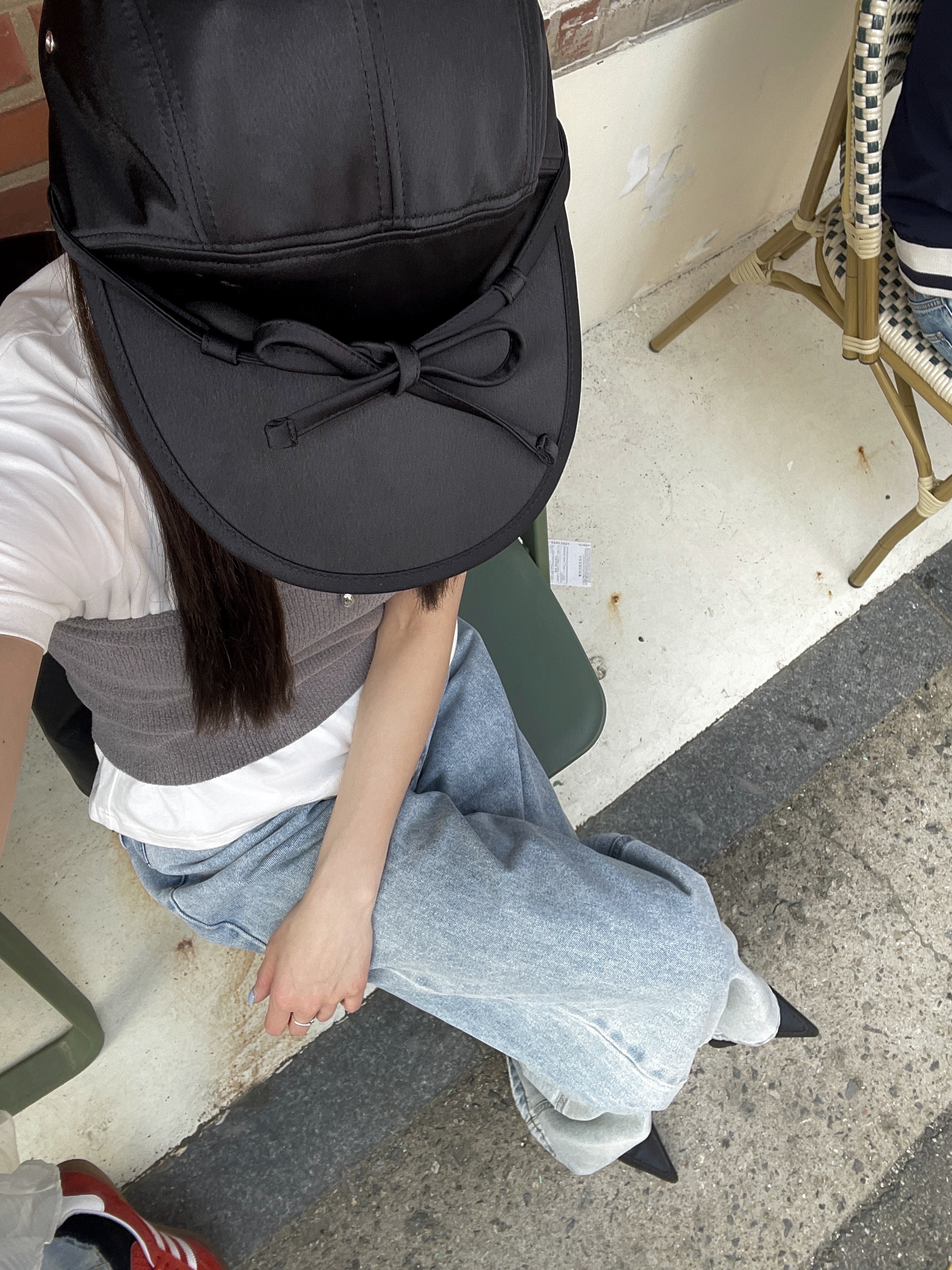 YOUCHE QS Duck Cap Black 착용 스타일 - 3