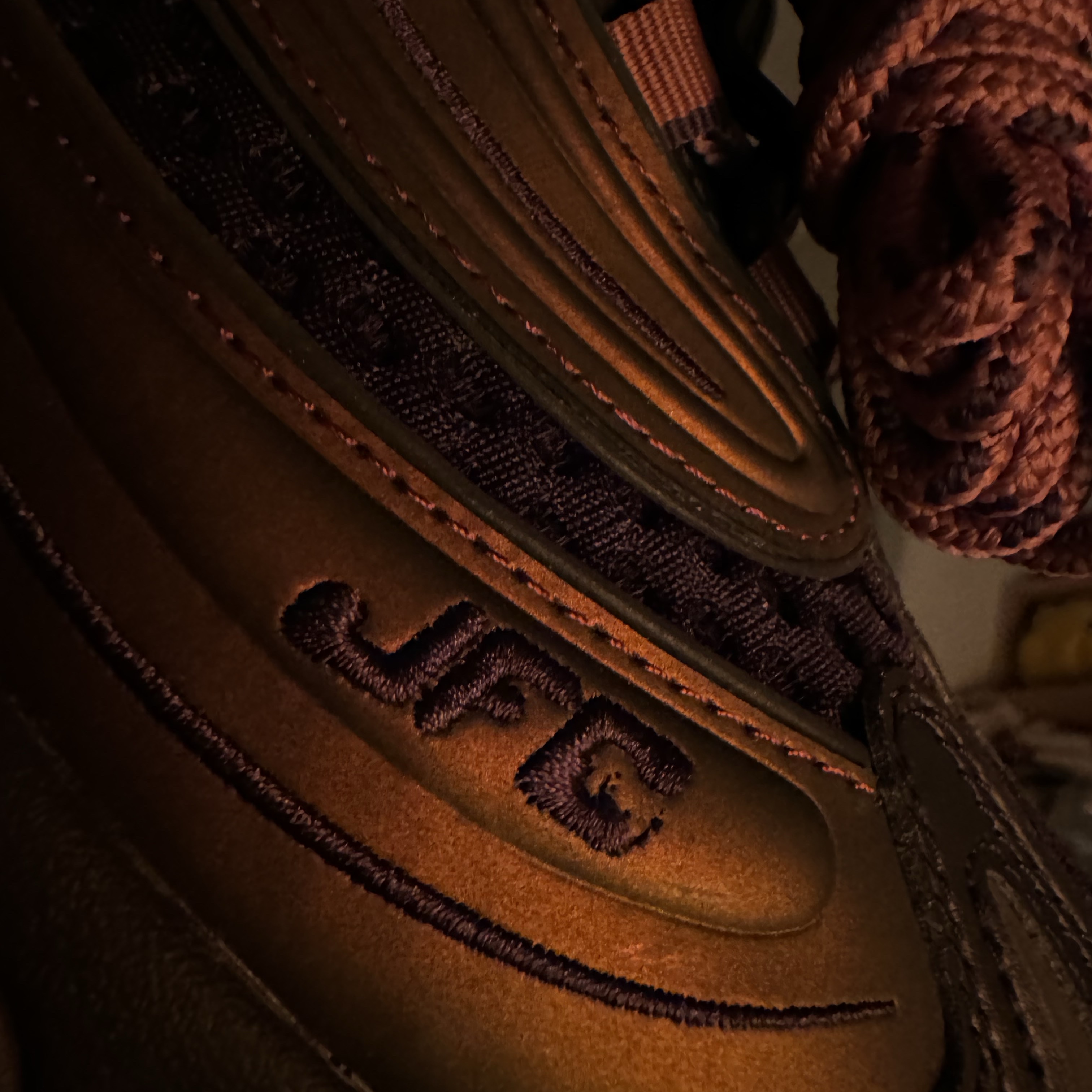 New Balance x Joe Freshgoods 1000 Pirate Black Nutmeg 착용 스타일