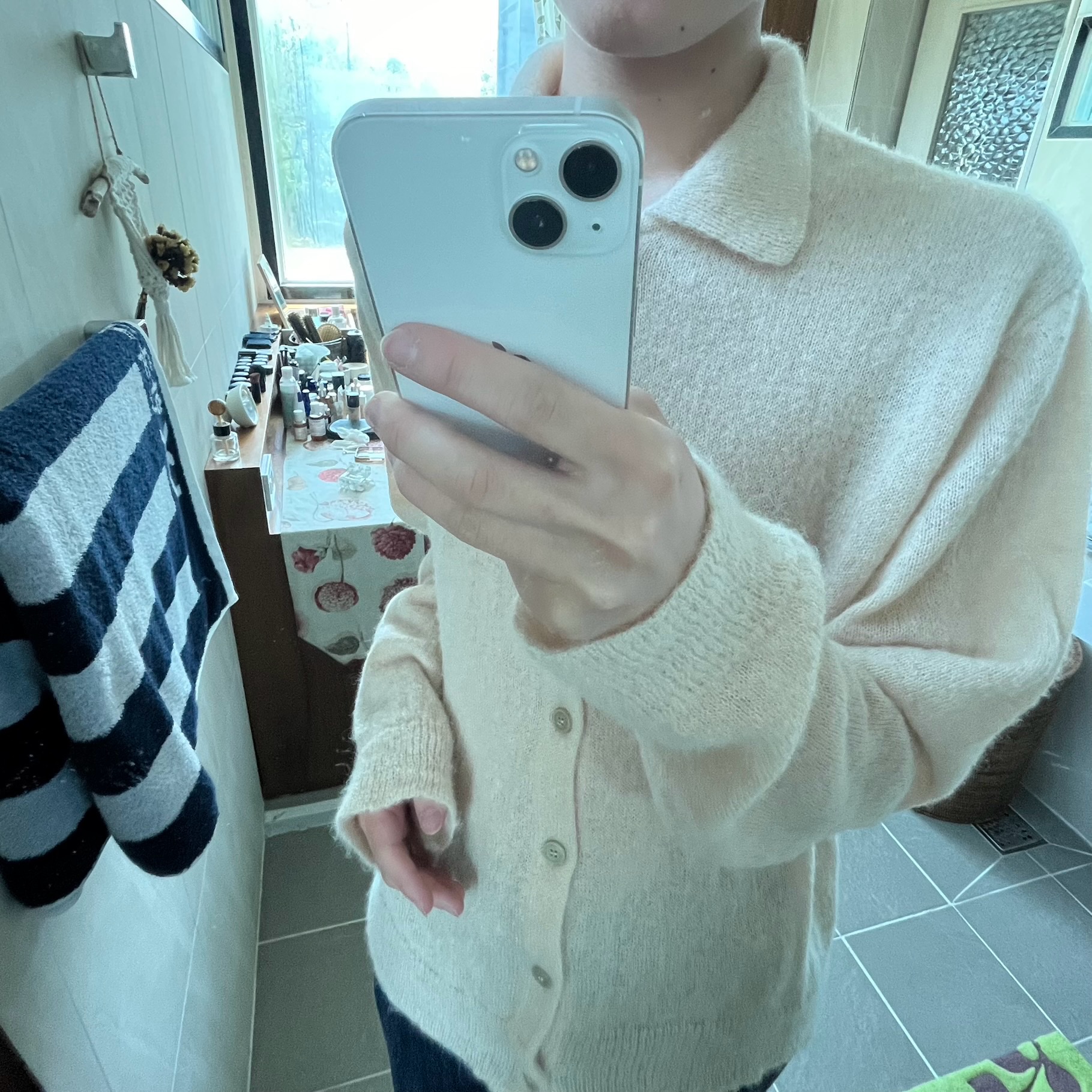 Our Legacy Evening Polo Fuzzy Alpaca Camel 착용 스타일 - 1