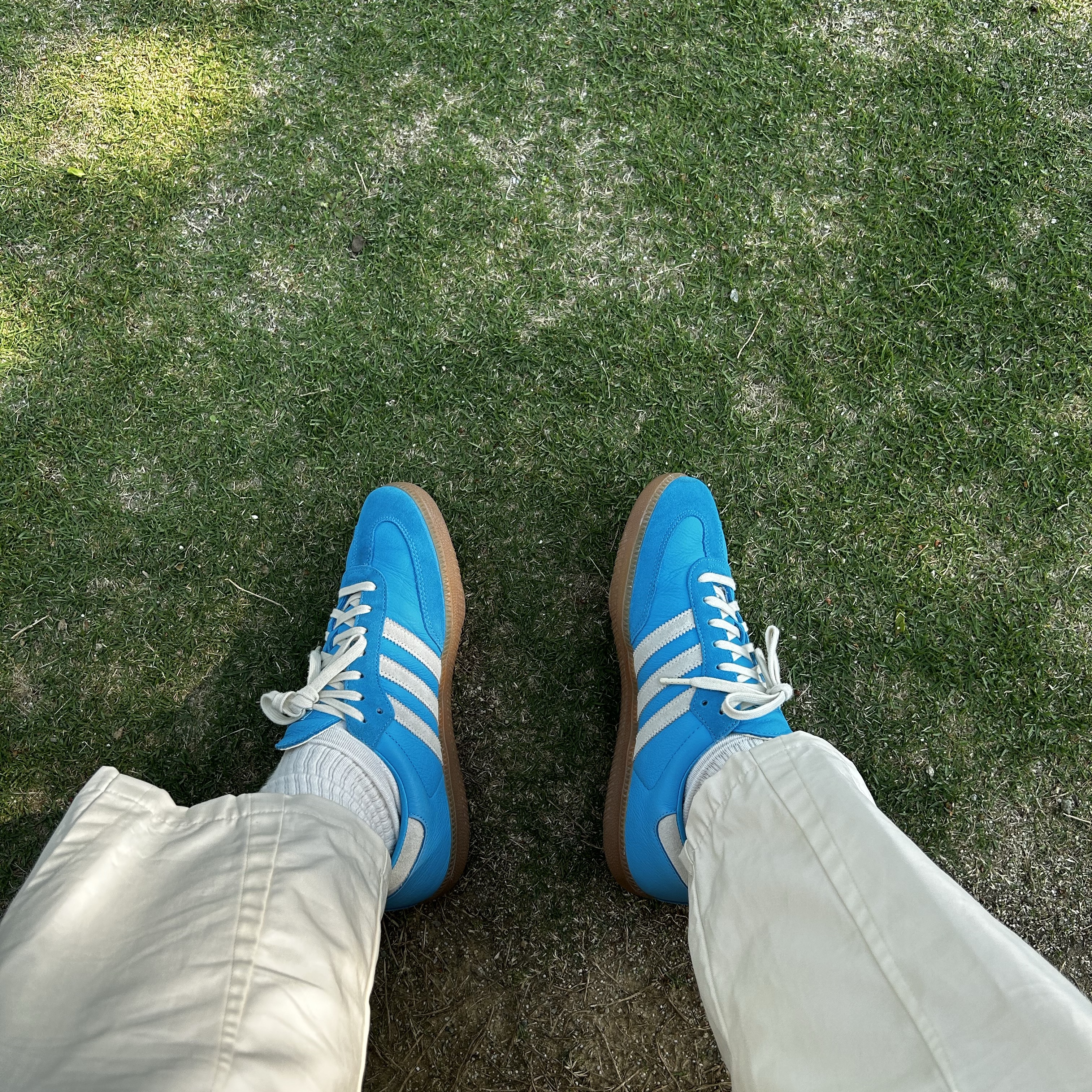 Adidas x Sporty & Rich Samba Blue Rush Cream White 착용 스타일