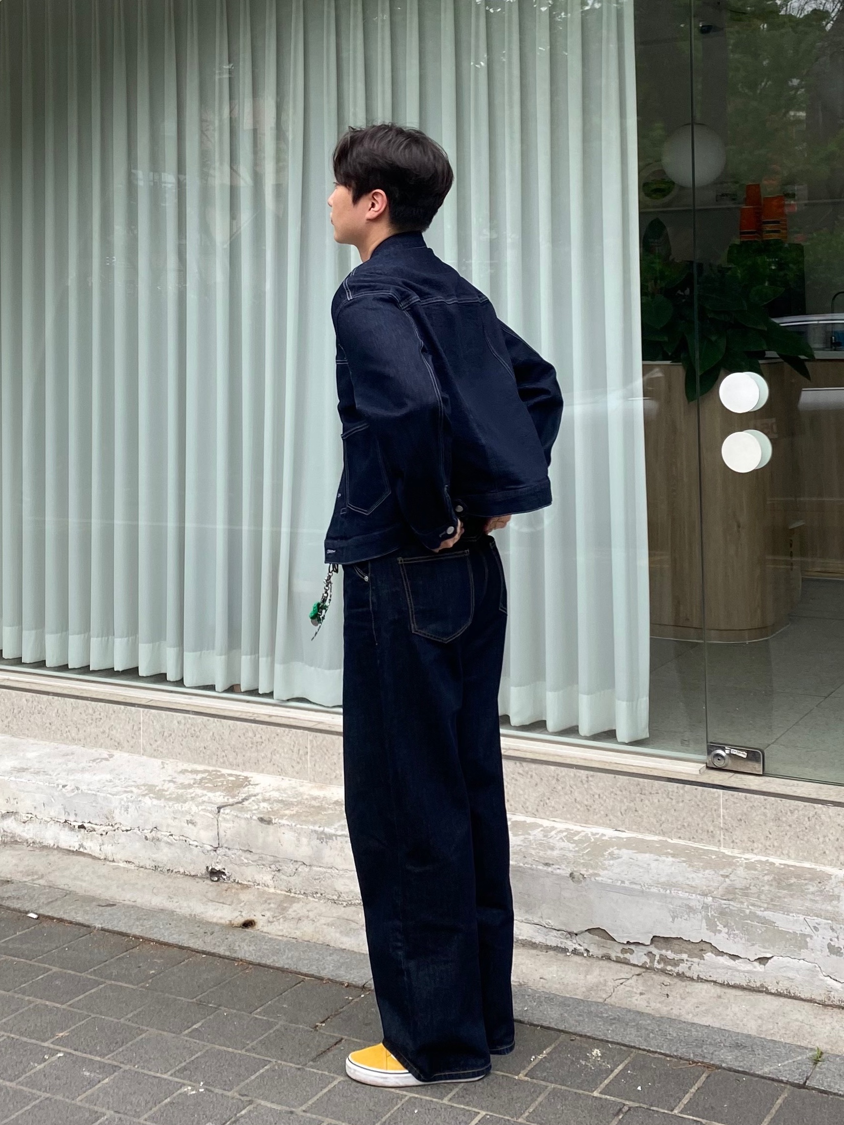 Vans Old Skool Yellow 착용 스타일 - 2
