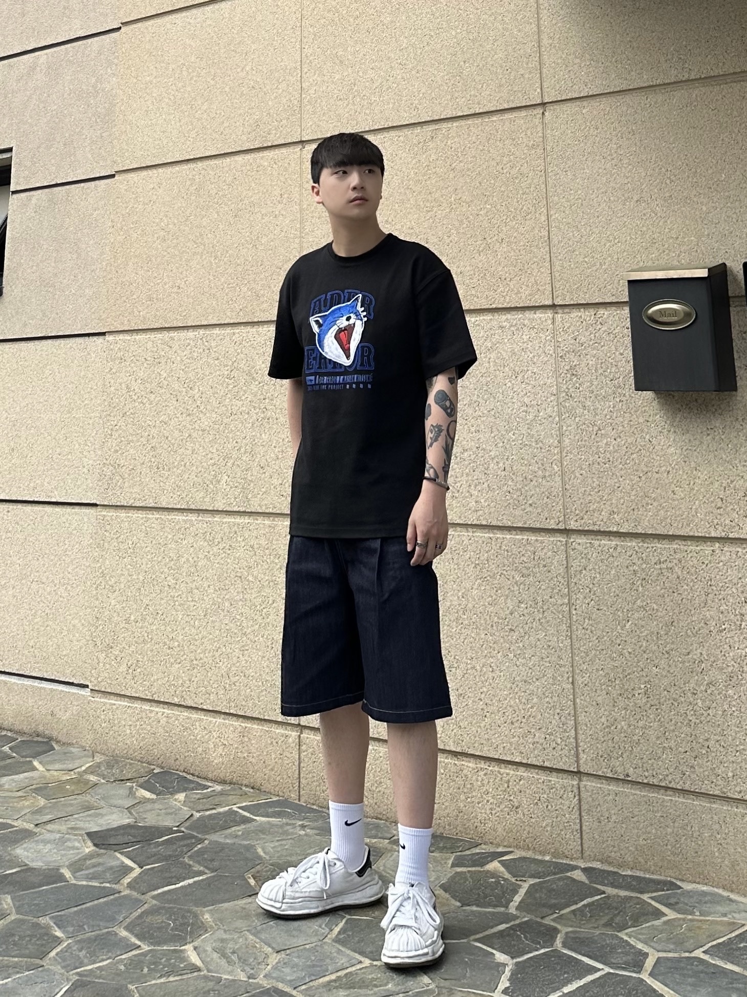 Maison Mihara Yasuhiro Blakey OG Sole Canvas Low-top Sneakers White 착용 스타일 - 1