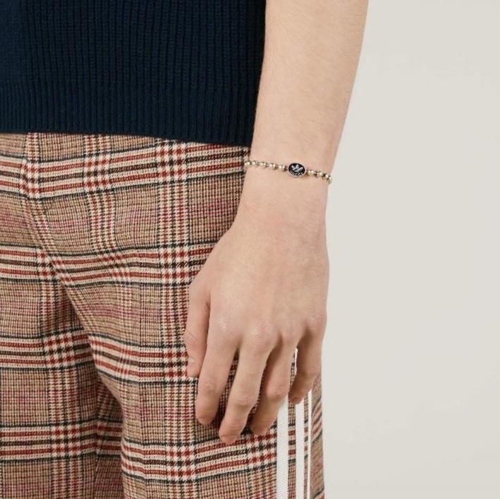 Gucci x Adidas Charm Boule Bracelet Silver 착용 스타일 - 3
