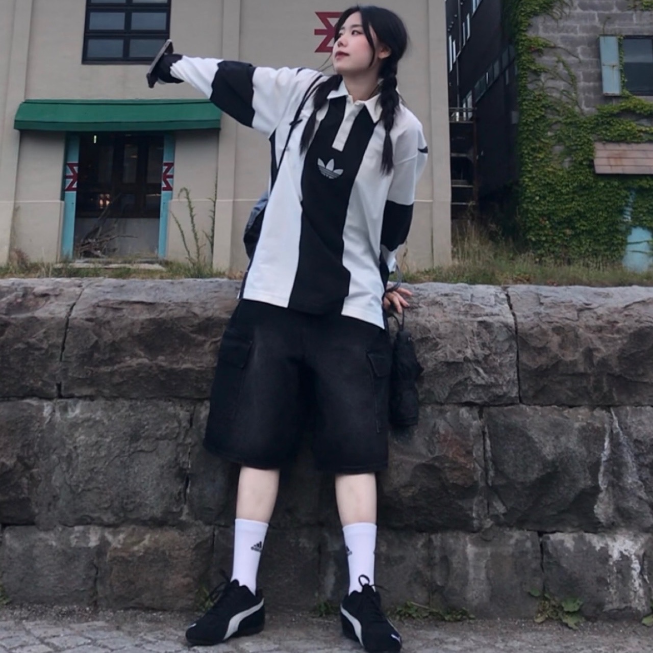 Puma Speedcat LS Black White, Adidas Huck Rugby Long Sleeve T-Shirt Black - KR Sizing 착용 스타일 - 1