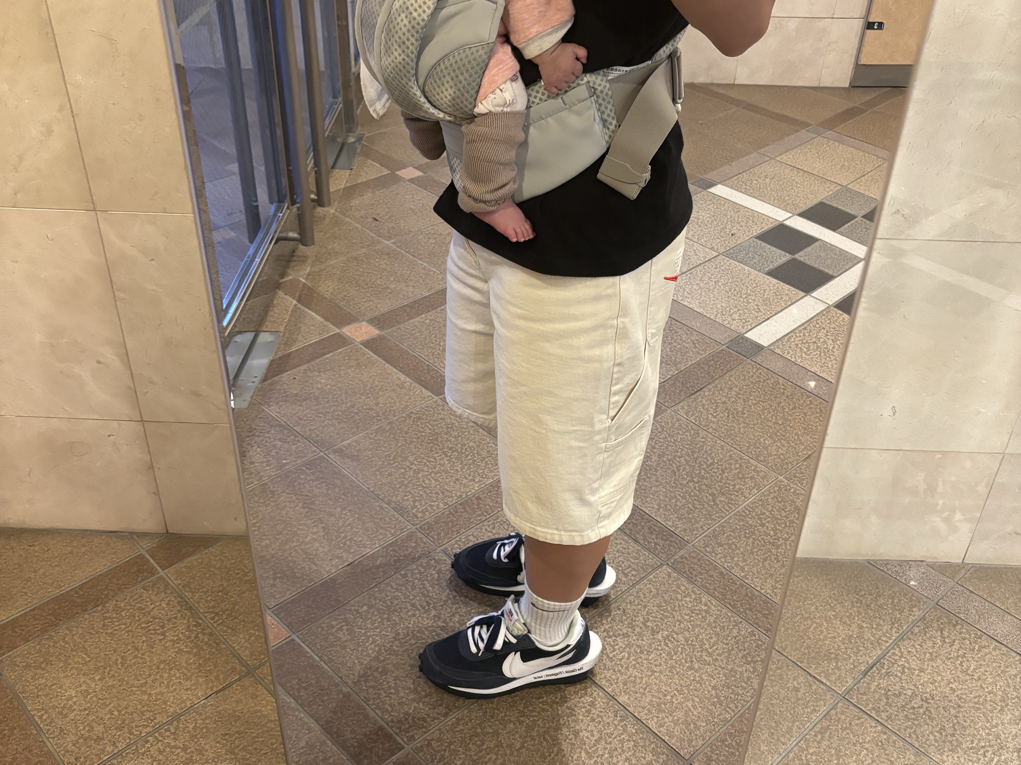 Supreme x Nike Denim Short Natural - 24SS, Nike x Sacai x Fragment LDWaffle Blackened Blue 착용 스타일 - 1