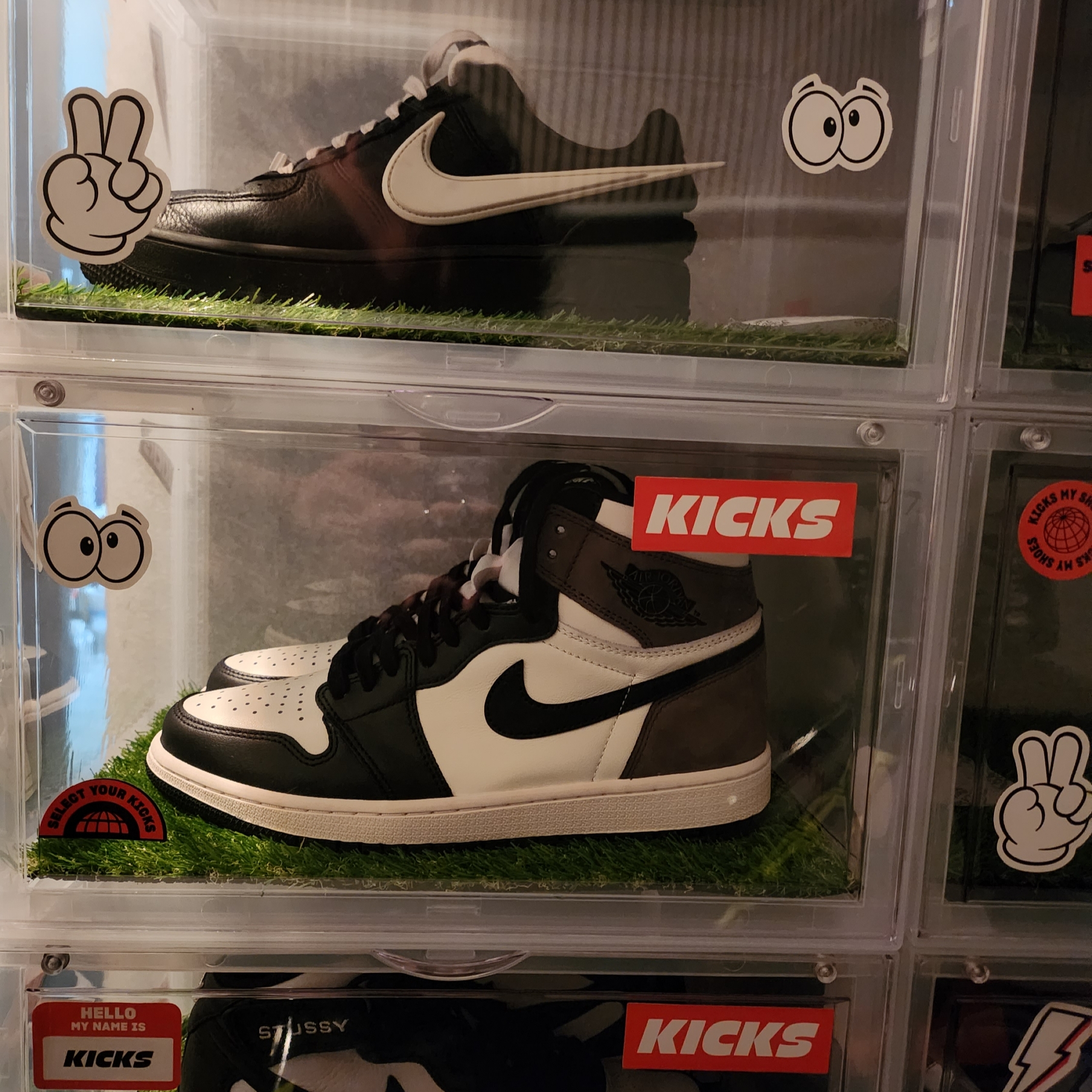 Jordan 1 Retro High OG Black Mocha, Nike x Ambush Air Force 1 Low SP Black 착용 스타일 - 1